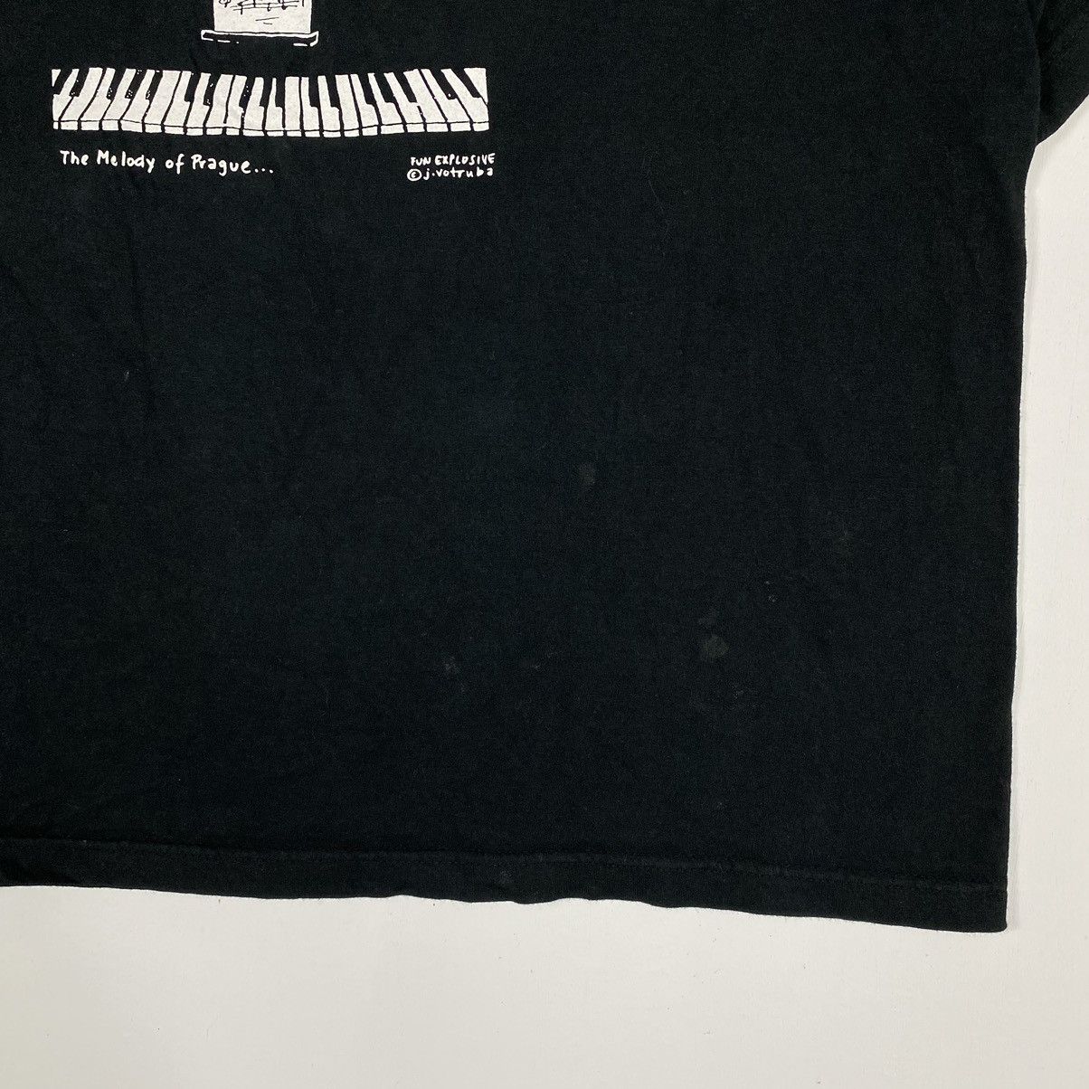 Vintage Vintage 90's JIRI VOTRUBA The Melody Of Prague Art Tee Size US M / EU 48-50 / 2 - 5 Thumbnail