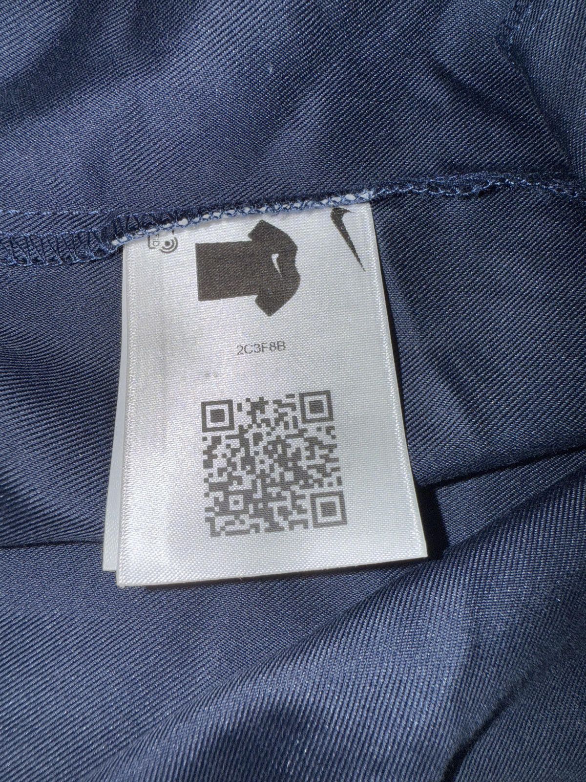 Nike Nike Women’s Sportswear Chill Poplin Loose Mid-Rise Woven Striped Pants Sample Size 28" / US 6 / IT 42 - 5 Thumbnail