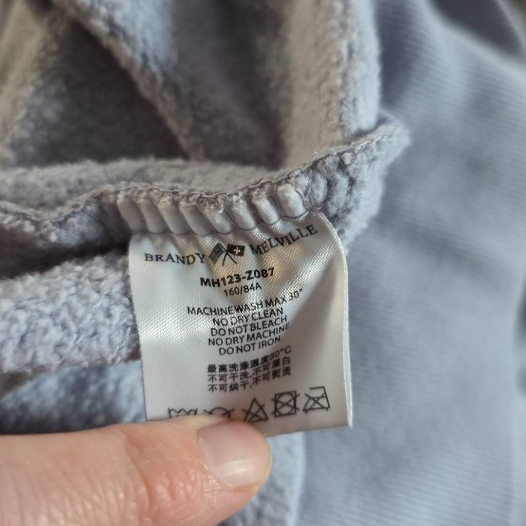 Brandy Melville John Galt Brandy Melville Women's Size Small Light Blue Crop Size S / US 4 / IT 40 - 4 Thumbnail