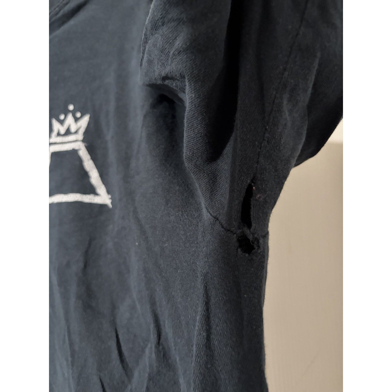 Gildan Fall Out Boy Save Rock And Roll Shirt Sz M Long Sleeve Music Size US M / EU 48-50 / 2 - 4 Thumbnail