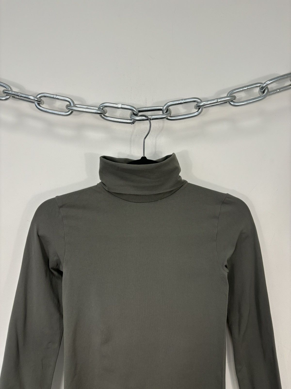 Max Mara Max Mara Women’s Italian Luxury Slim Nylon Turtleneck Top Size M / US 6-8 / IT 42-44 - 2 Thumbnail
