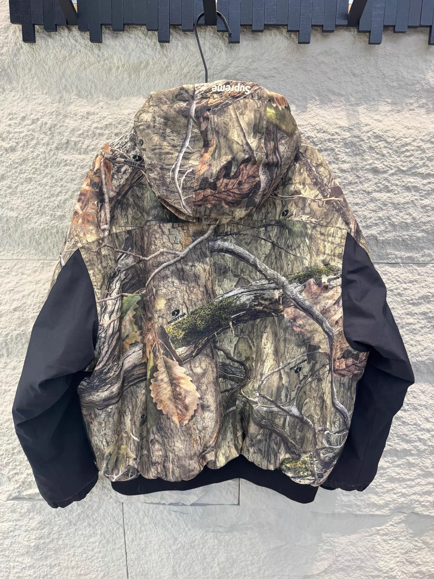 Supreme Supreme x Mossy Oak GORE-TEX Jacket L Size US L / EU 52-54 / 3 - 5 Thumbnail