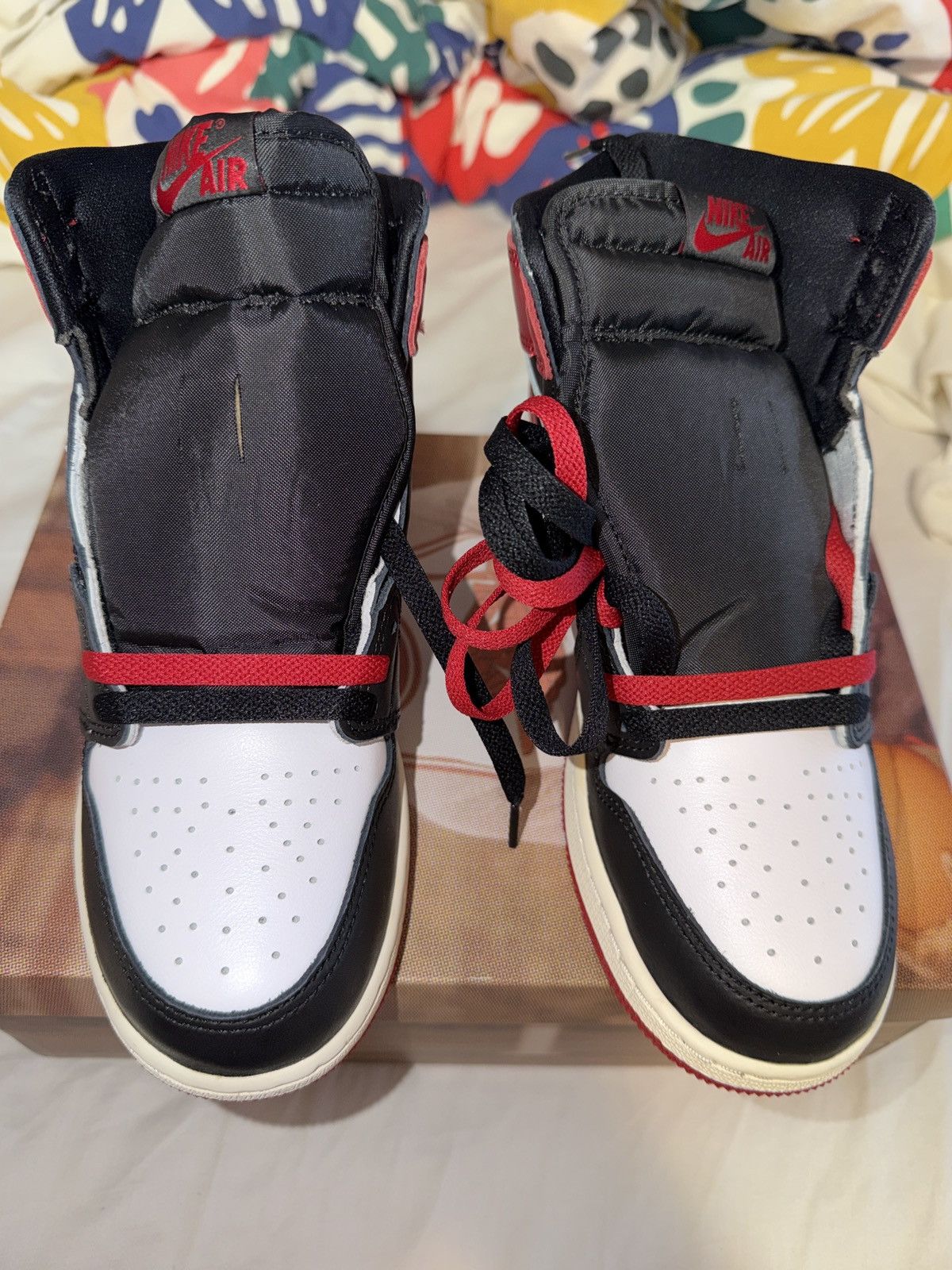Jordan Brand Jordan 1 Retro High OG ‘Black Toe Reimagined’ 2025 Size US 7 / EU 40 - 2 Thumbnail