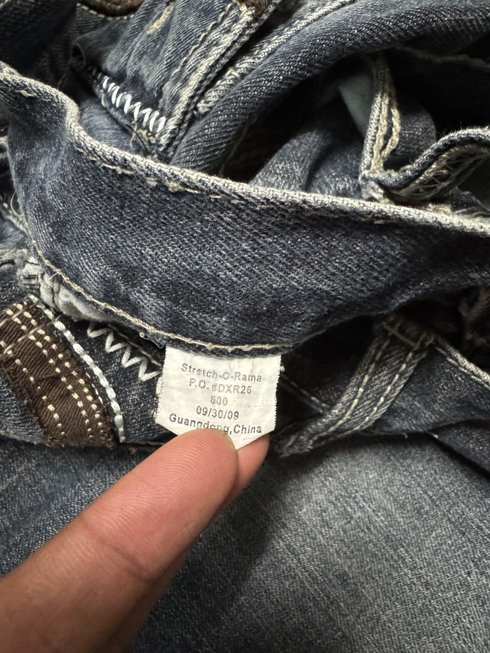 Tornado Mart SUPER BAGGY 90s Style Fubu Mudwash Wide Studded Jeans Size US 26 / EU 42 - 11 Thumbnail