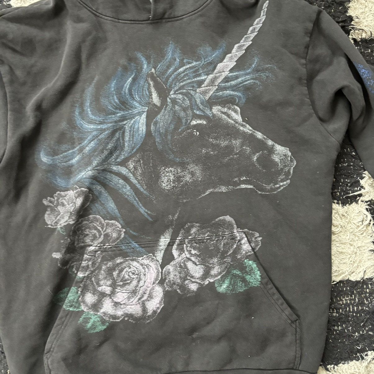 basketcase gallery Basketcase washed black unicorn hoodie Size US M / EU 48-50 / 2 - 3 Thumbnail