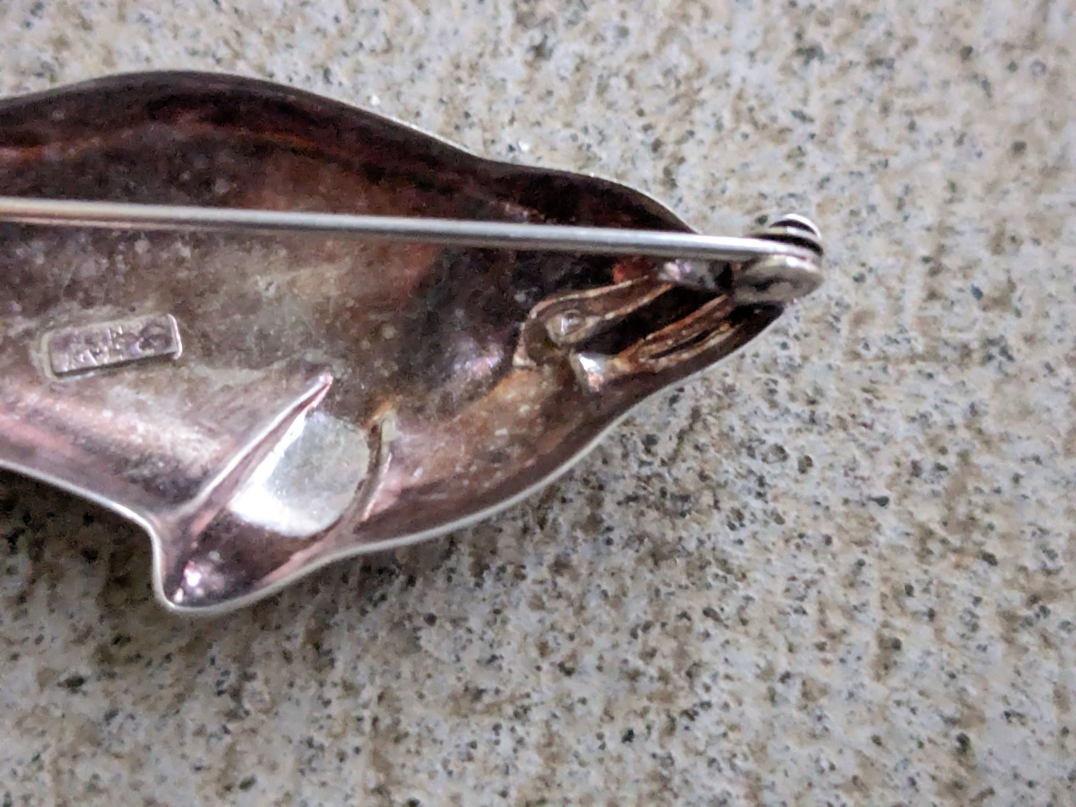 Jewelry × Vintage Vintage Sterling Silver Dolphin Pin Brooch Animal Size ONE SIZE - 7 Thumbnail