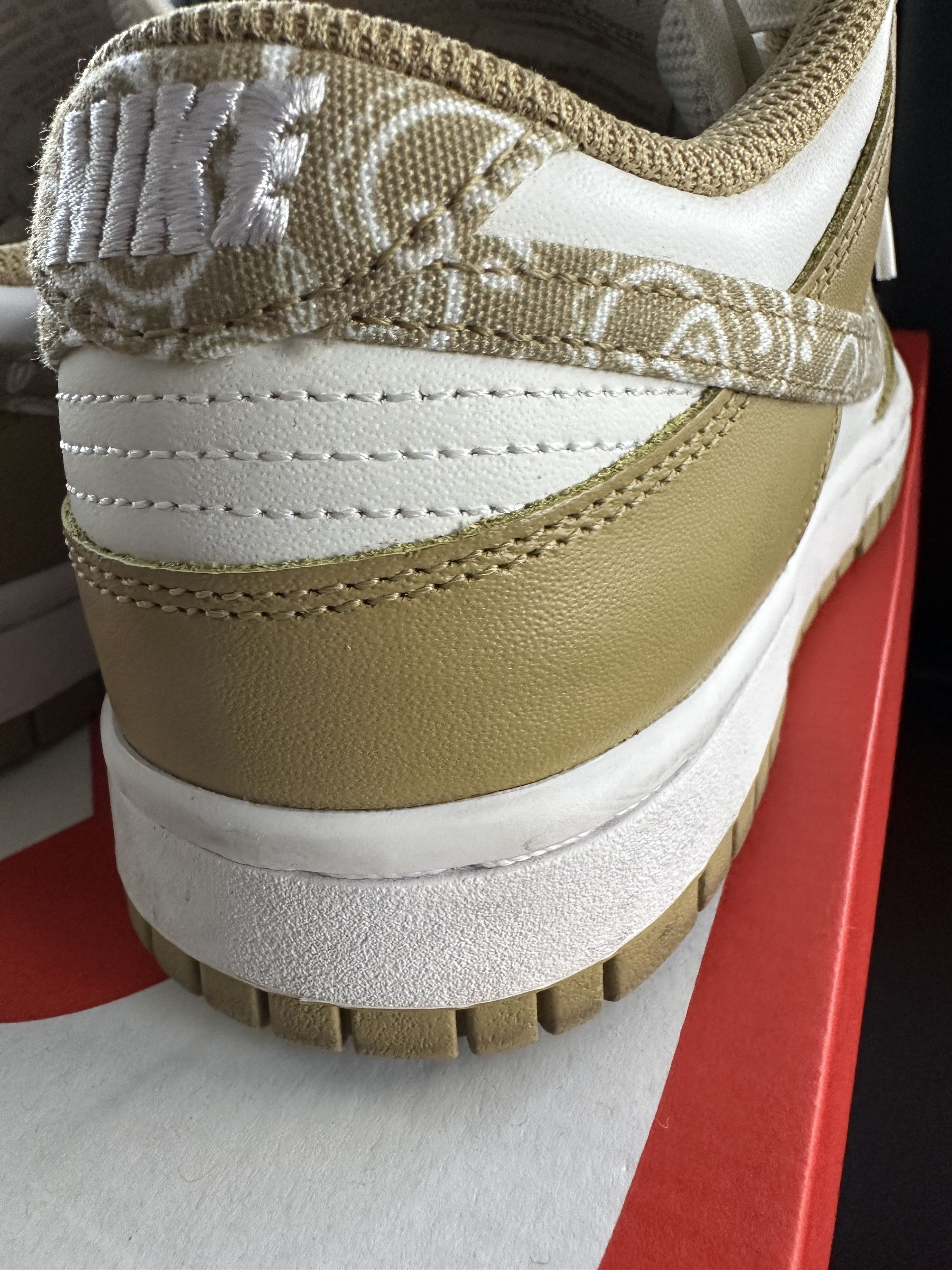 Nike PREOWNED WMNS NIKE DUNK LOW ESS "PAISLEY PACK BARLEY" Size US 7.5 / IT 37.5 - 10 Thumbnail