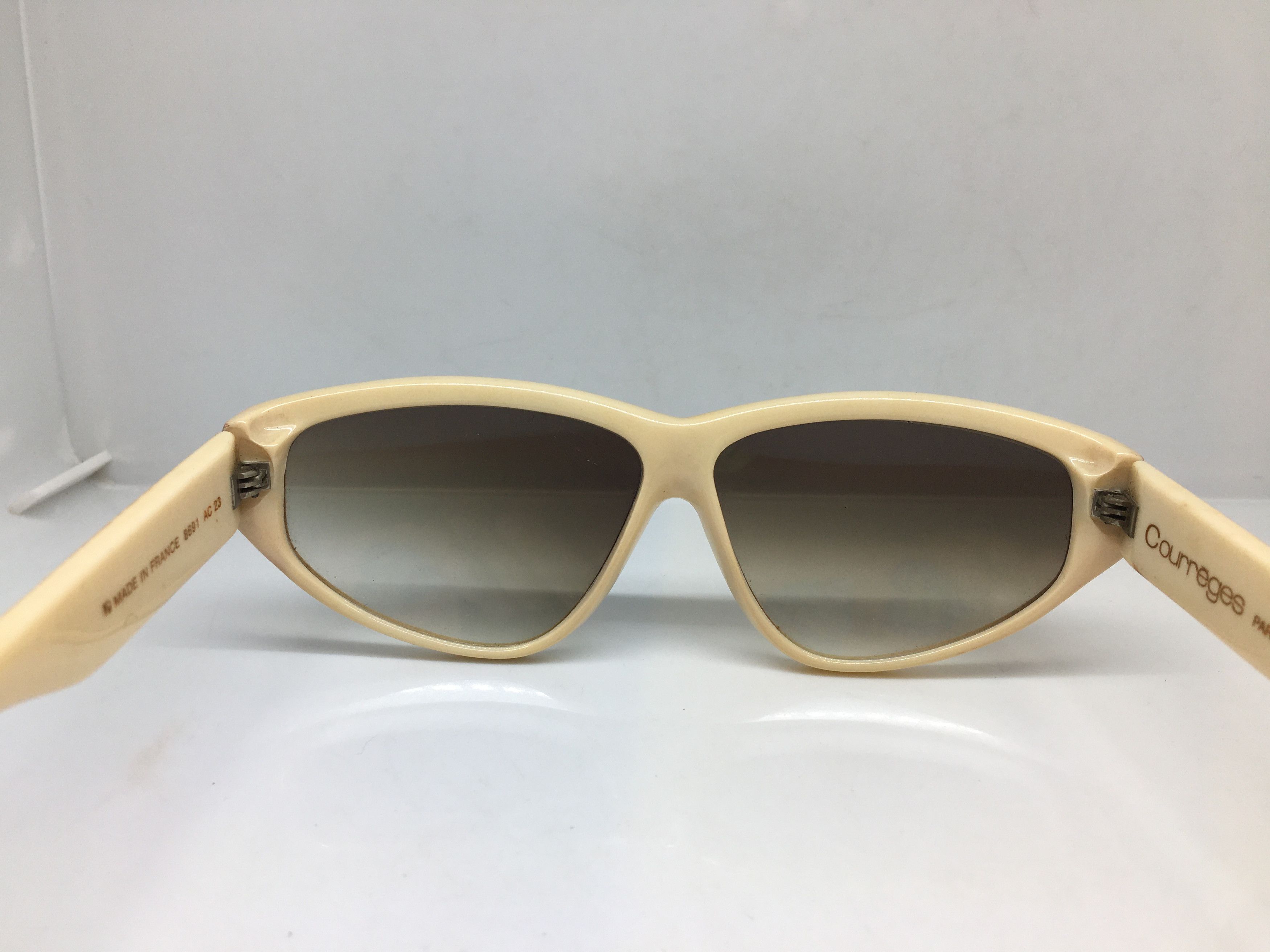 Courreges Vintage 70s Courreges 8691 Woman Cat Eye Sunglasses France Size ONE SIZE - 4 Thumbnail