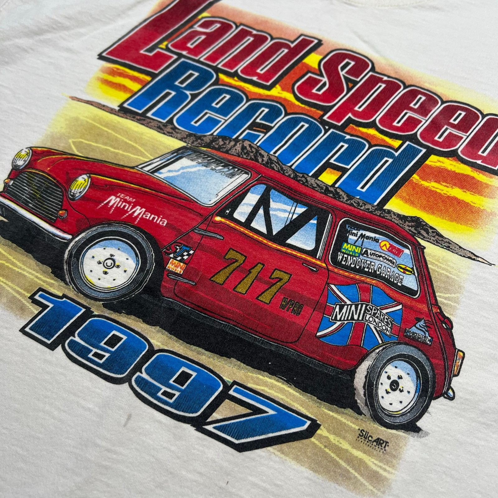 Fruit Of The Loom Vintage 90s t-shirt Mini Cooper race car Land Speed event L Size US L / EU 52-54 / 3 - 9 Thumbnail