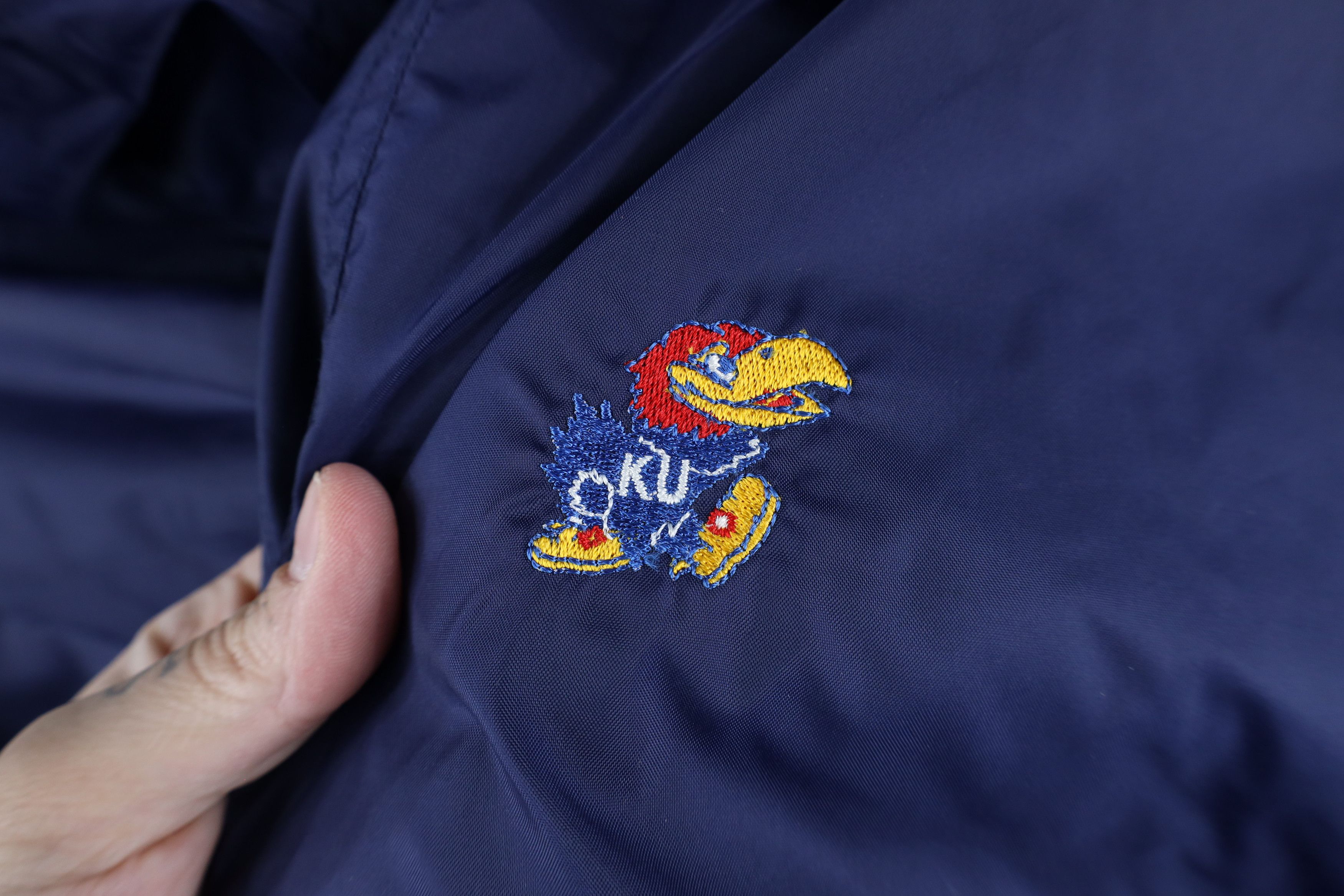 Vintage Vintage 90s Kansas University Half Zip Hooded Anorak Jacket Size US XXL / EU 58 / 5 - 4 Thumbnail