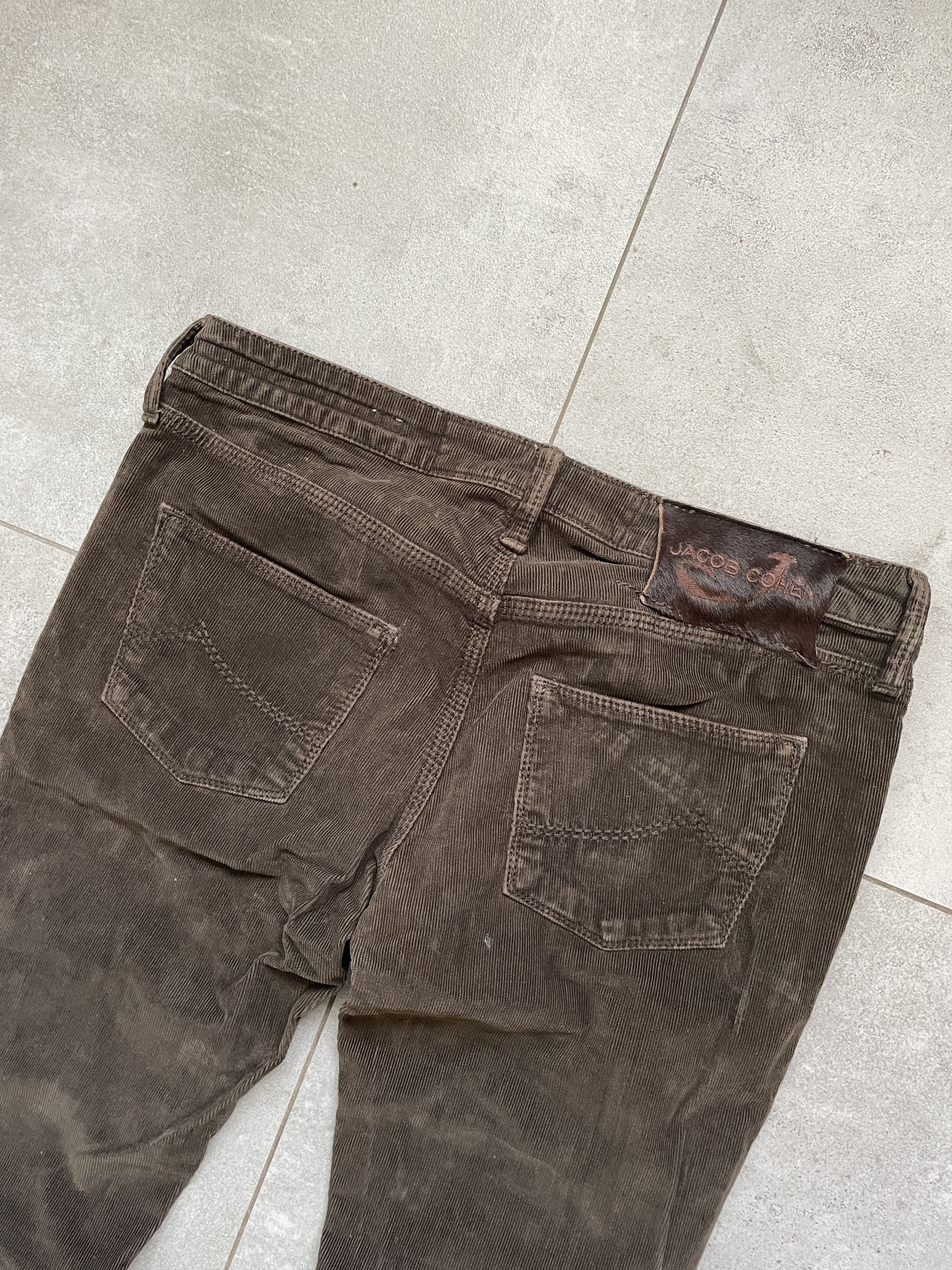Jacob Cohen JACOB COHEN BROWN COURDUROI SLIM FIT JEANS Size US 29 - 14 Thumbnail