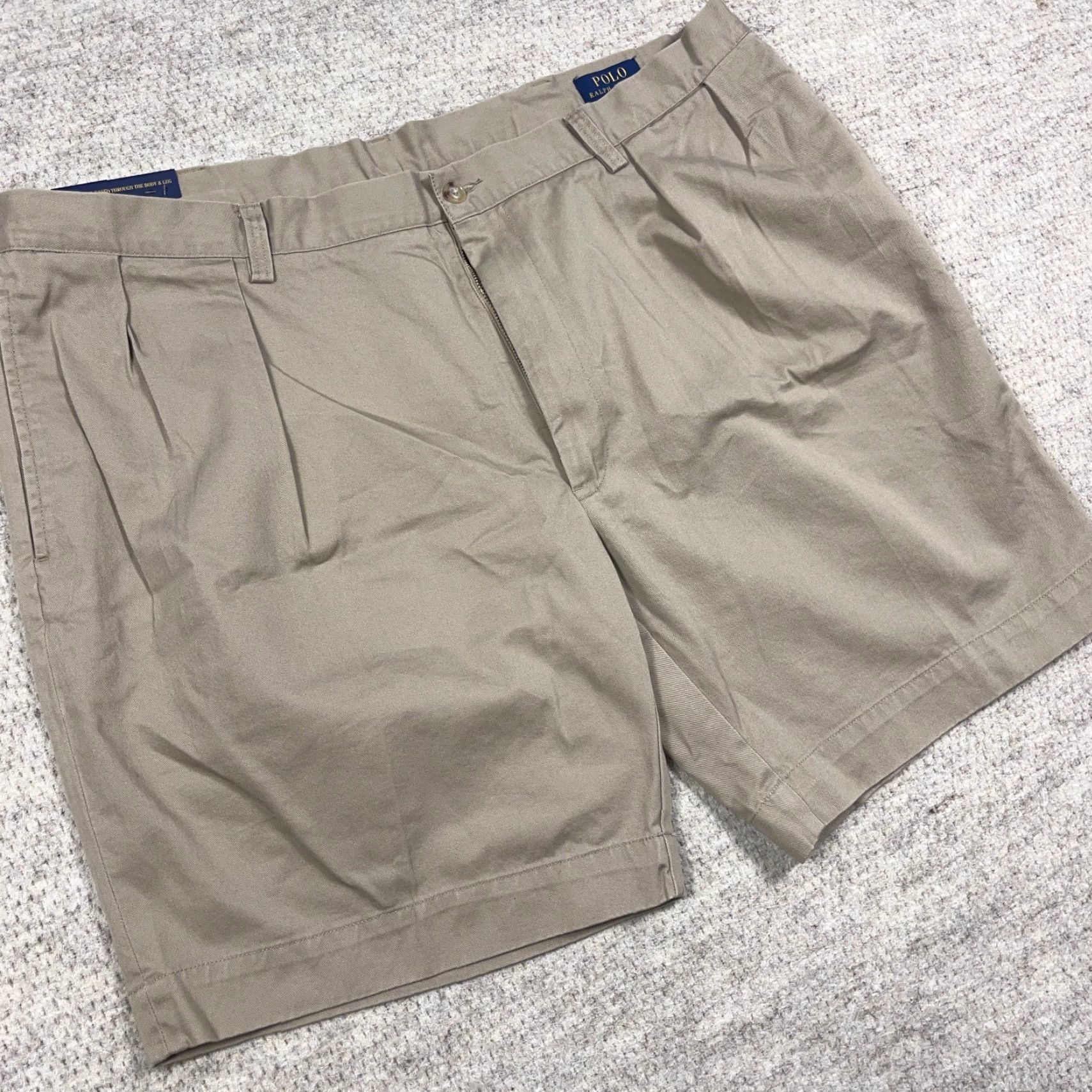 Polo Ralph Lauren Polo Ralph Lauren Chino Shorts Men 42 Tan Khaki Twill Classic Fit Pleated Front Short / Casual Mens Beig e Chino Shorts Size US XL / EU 56 / 4 - 3 Thumbnail