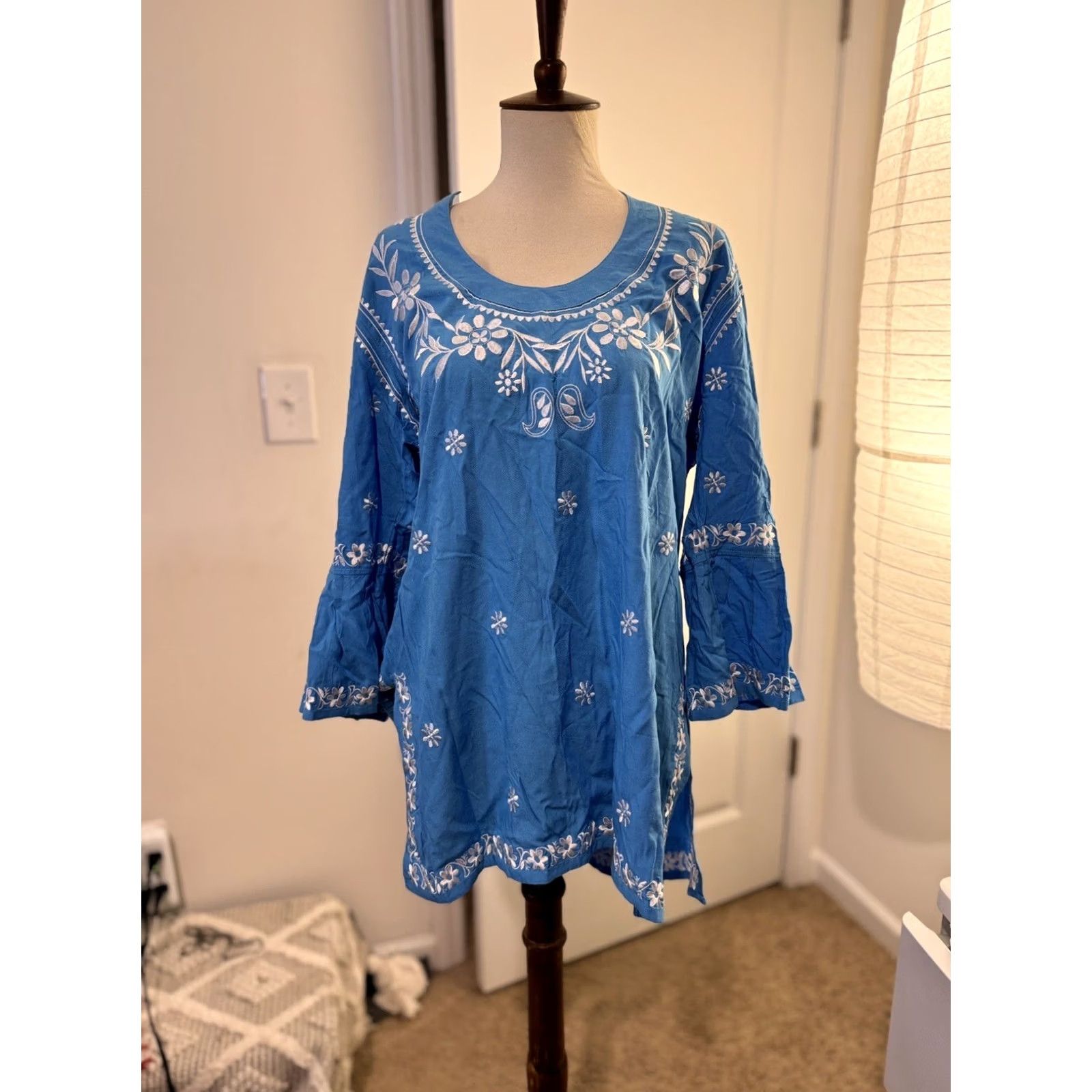 Escada VINTAGE Escapada Floral Bell Sleeve Tunic Blue White Size Medium New Size M / US 6-8 / IT 42-44 - 2 Thumbnail
