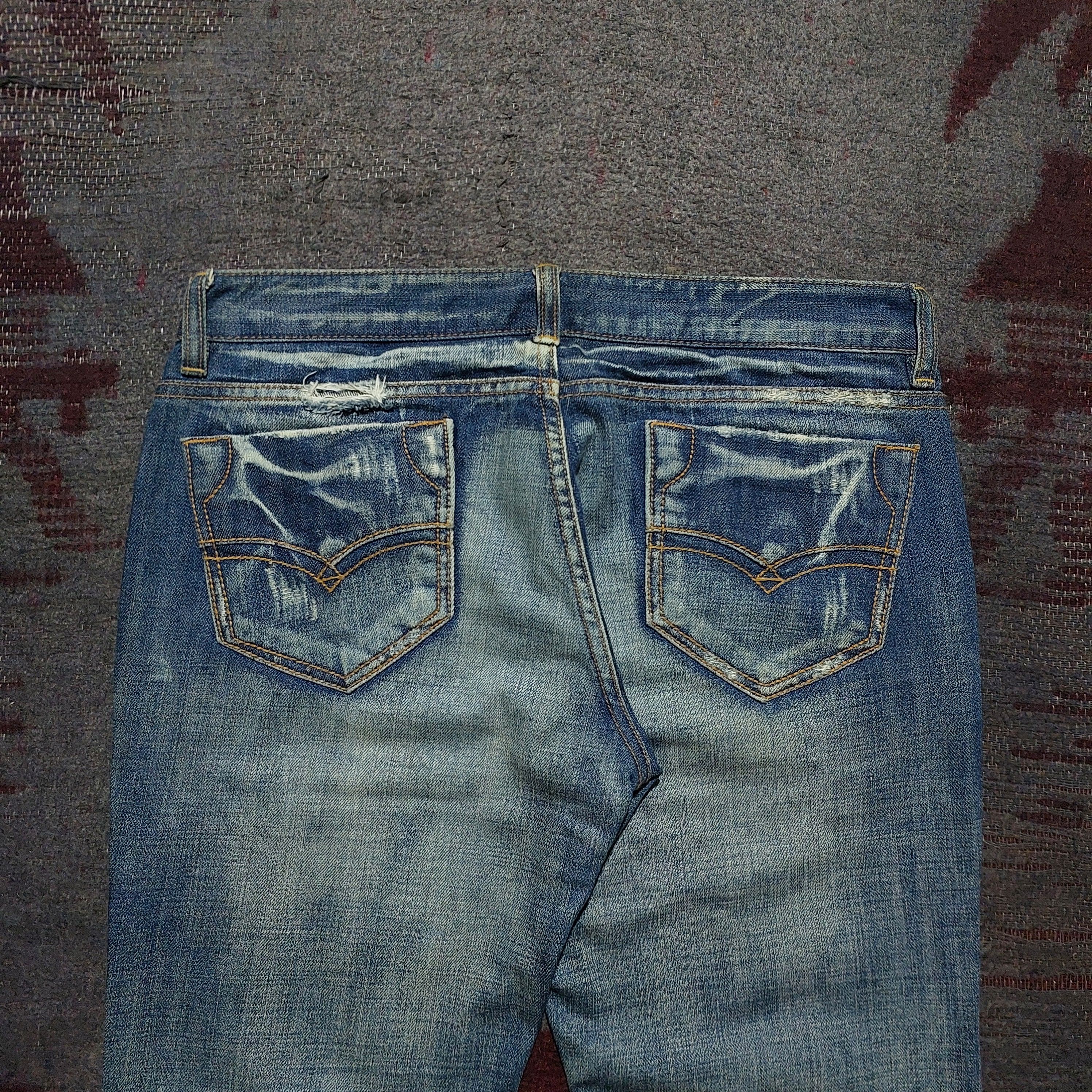 Tornado Mart Jean Mani distressed fadded blue flared jeans Size US 29 - 4 Thumbnail