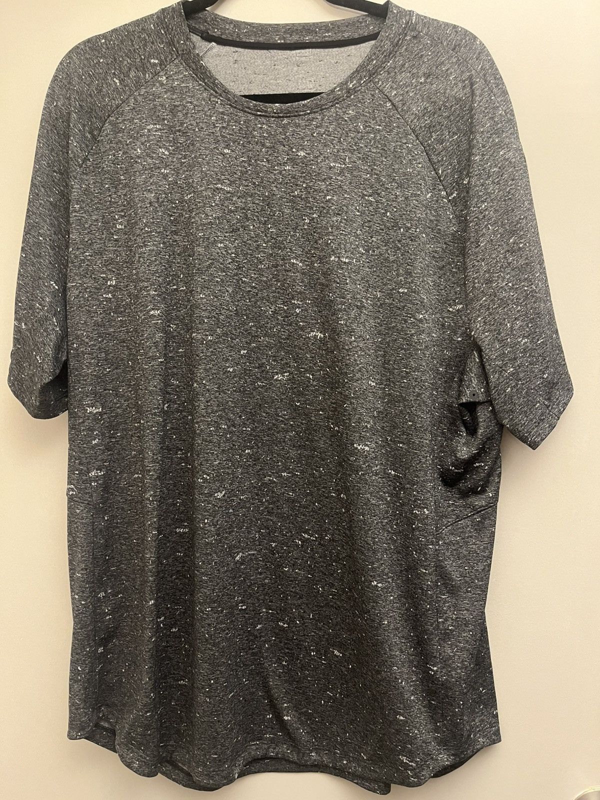 Lululemon Lululemon Fresh Form Short Sleeve Shirt Size XXL Size US XL / EU 56 / 4 - 1 Thumbnail
