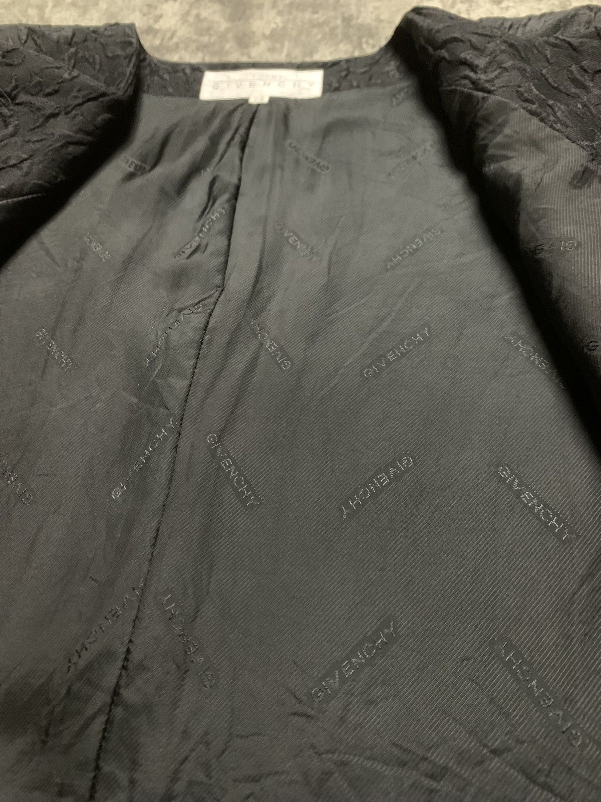 Givenchy Vintage 90s Givenchy hi formal embossed blazer Size XL / US 12-14 / IT 48-50 - 7 Thumbnail