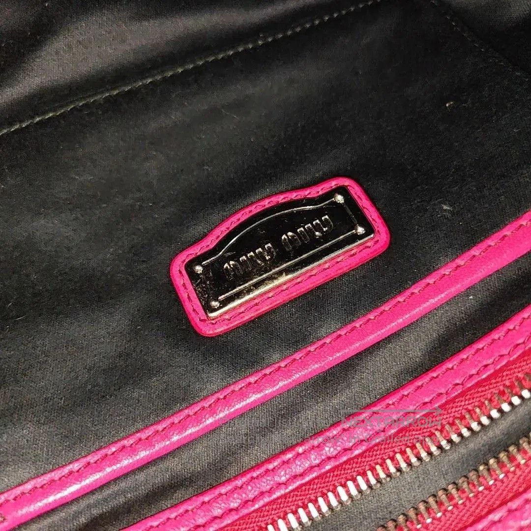 Miu Miu Miu Miu Quilted Lambskin Shoulder Bag. Size ONE SIZE - 6 Thumbnail
