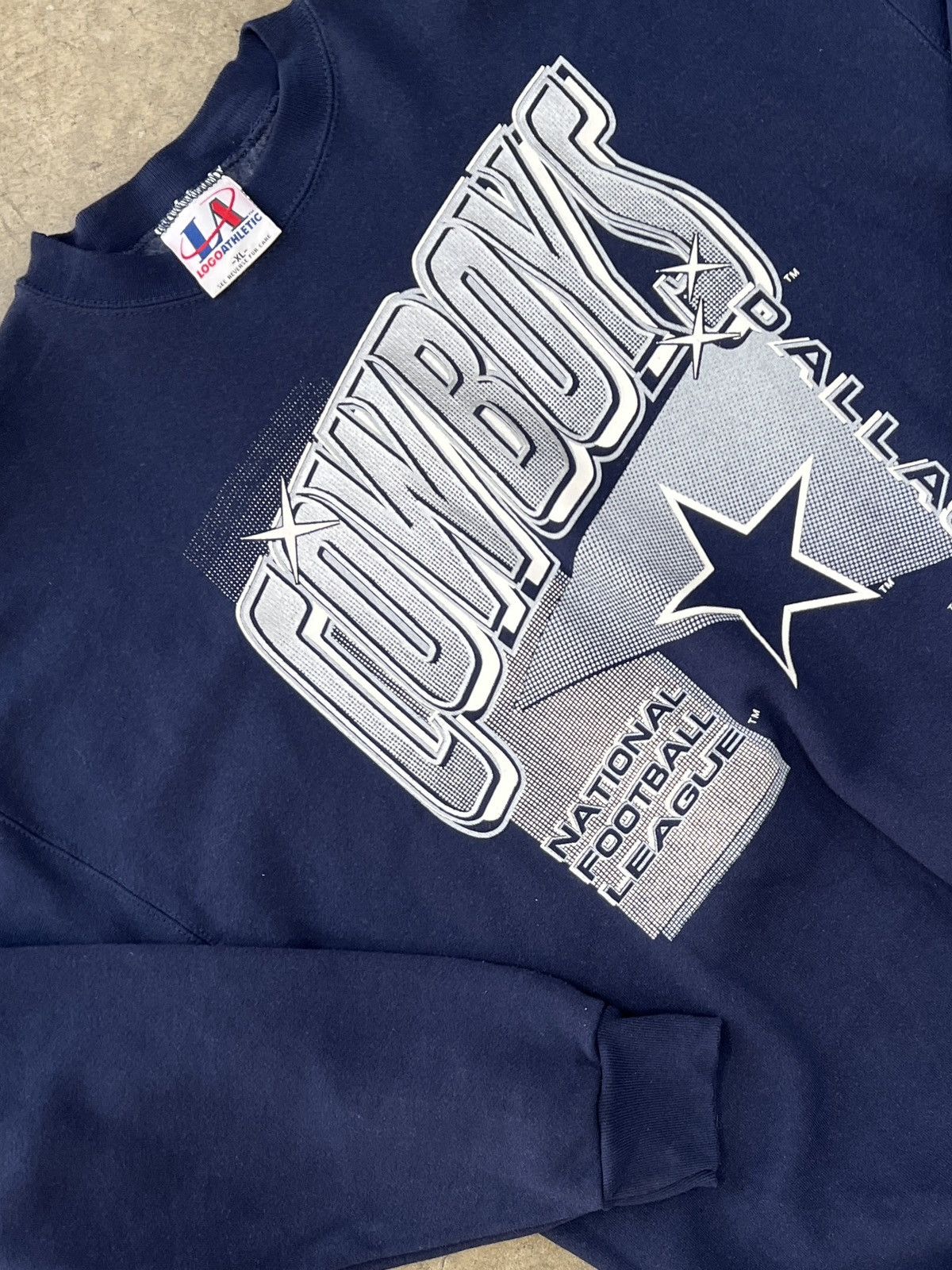 NFL Vintage 1993 NFL Dallas Cowboys Logo Athletics Crewneck XL Size US XL / EU 56 / 4 - 1 Thumbnail