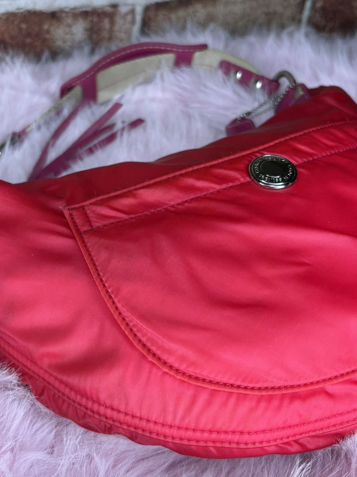 Coach Coach Poppy hobo bag in RARE hot pink satin Size ONE SIZE - 2 Thumbnail