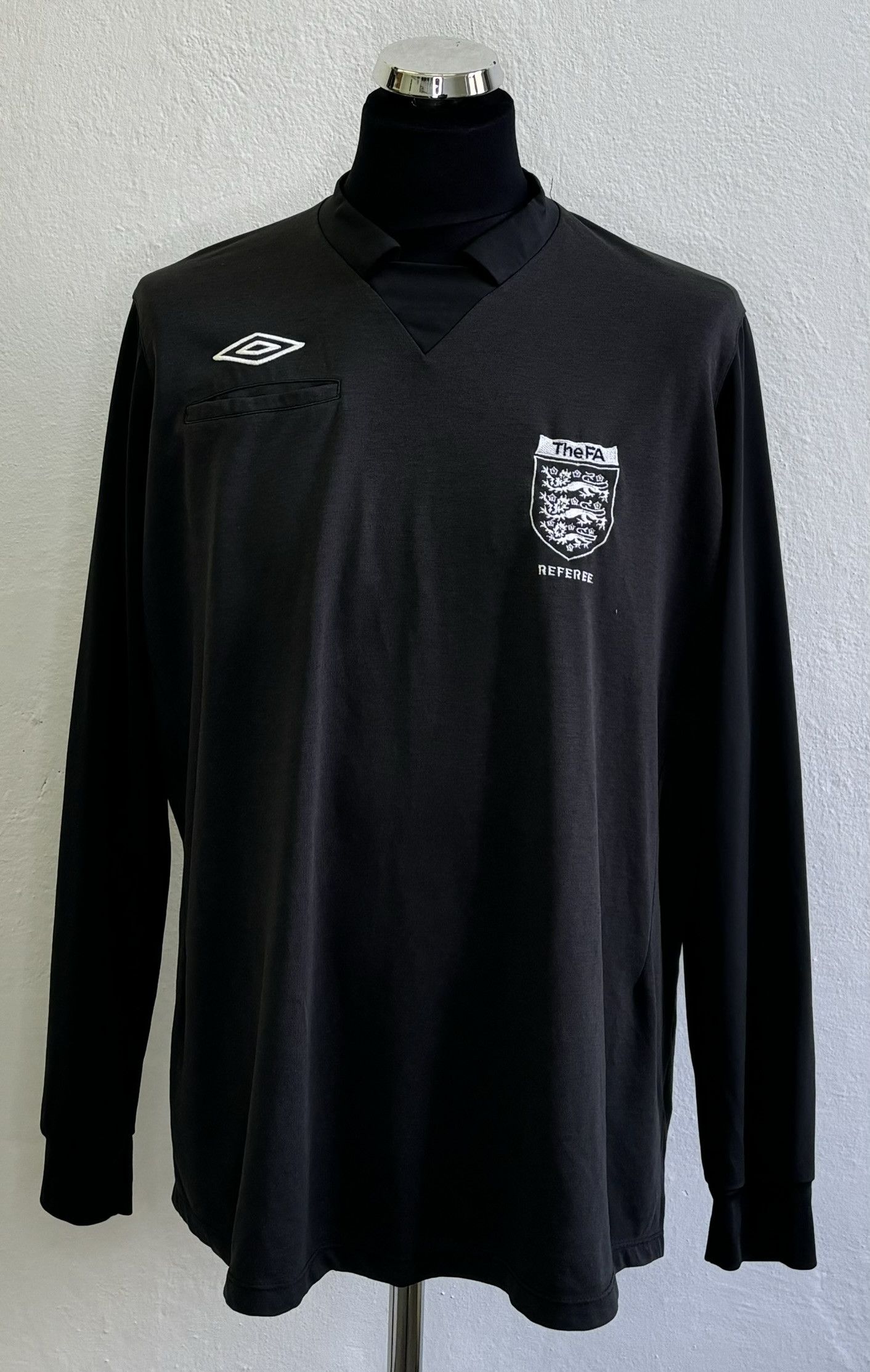 Umbro England Umbro Referee Jersey Size XXL Size US XXL / EU 58 / 5 - 1 Thumbnail