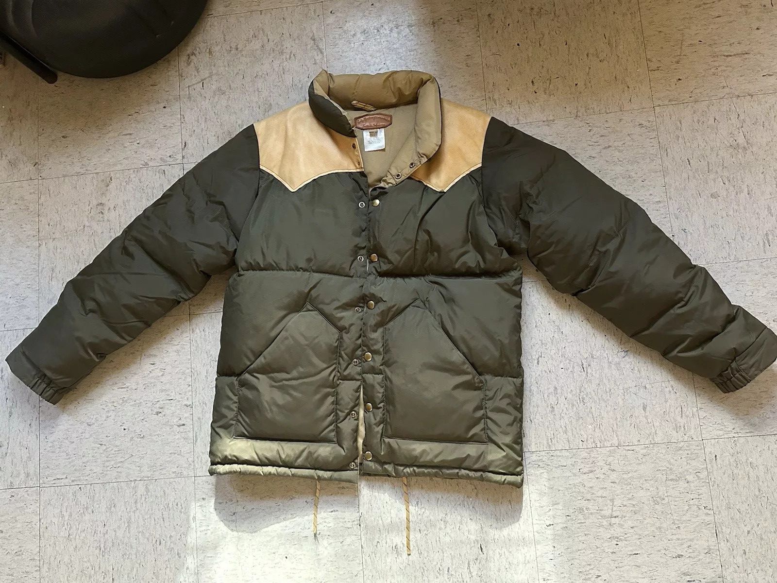 Rocky Mountain Featherbed Rocky Mountain Featherbed Christy Jacket Khaki  Olive Size 42 | Grailed