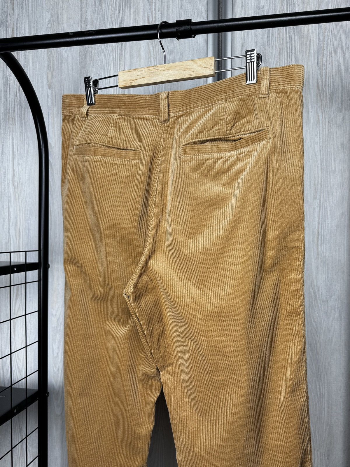 Cos COS Relaxed Fit Corduroy Cropped Pants size 52 Size US 36 / EU 52 - 6 Thumbnail