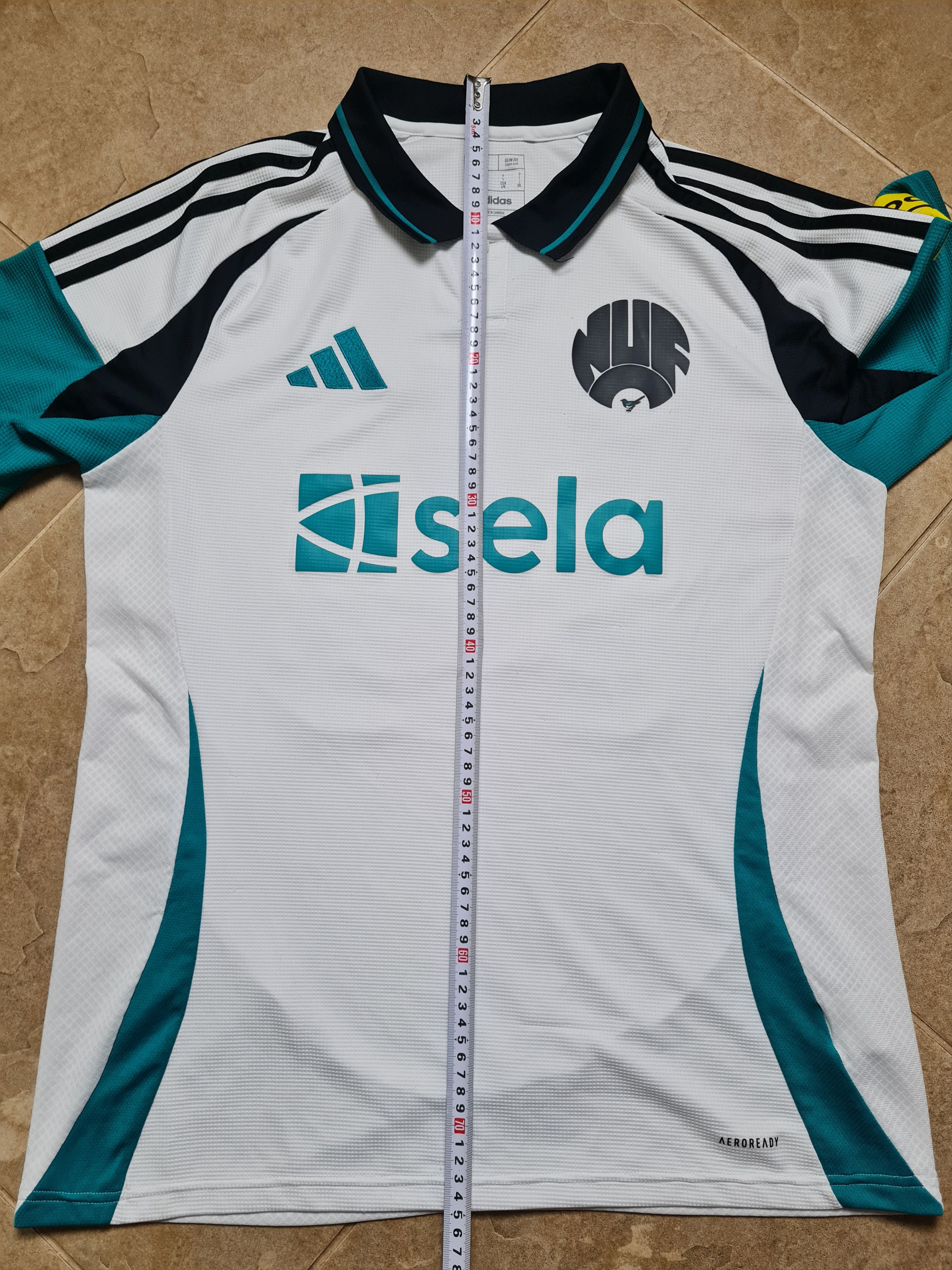 Adidas Adidas Newcastle United 24/25 Third Authentic ISAK #14 Size US L / EU 52-54 / 3 - 8 Thumbnail