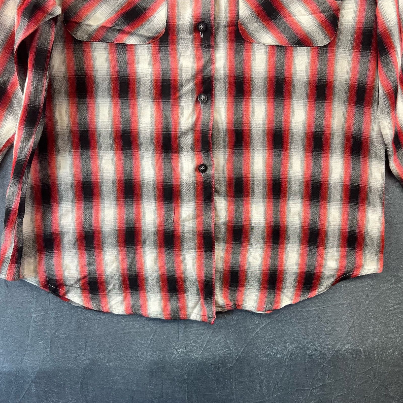 Guess Vintage Guess Made in USA Plaid Button Down Shirt Medium Size US M / EU 48-50 / 2 - 7 Thumbnail