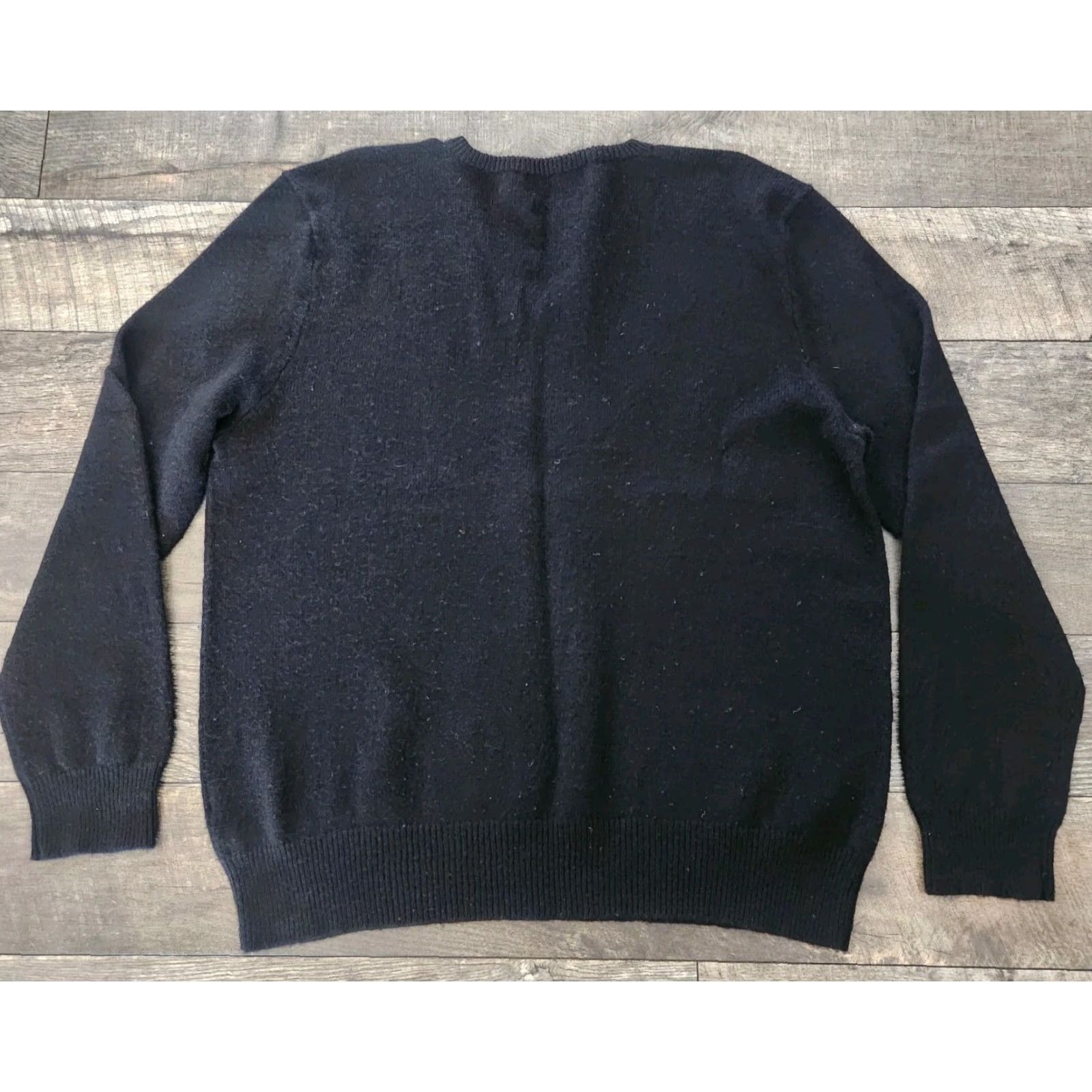Polo Ralph Lauren Polo Ralph Lauren Sweater Mens XL Black V-Neck Pullover 100% Lambs Wool Knit Logo Embroidered Regular All Seasons Size US XL / EU 56 / 4 - 4 Thumbnail