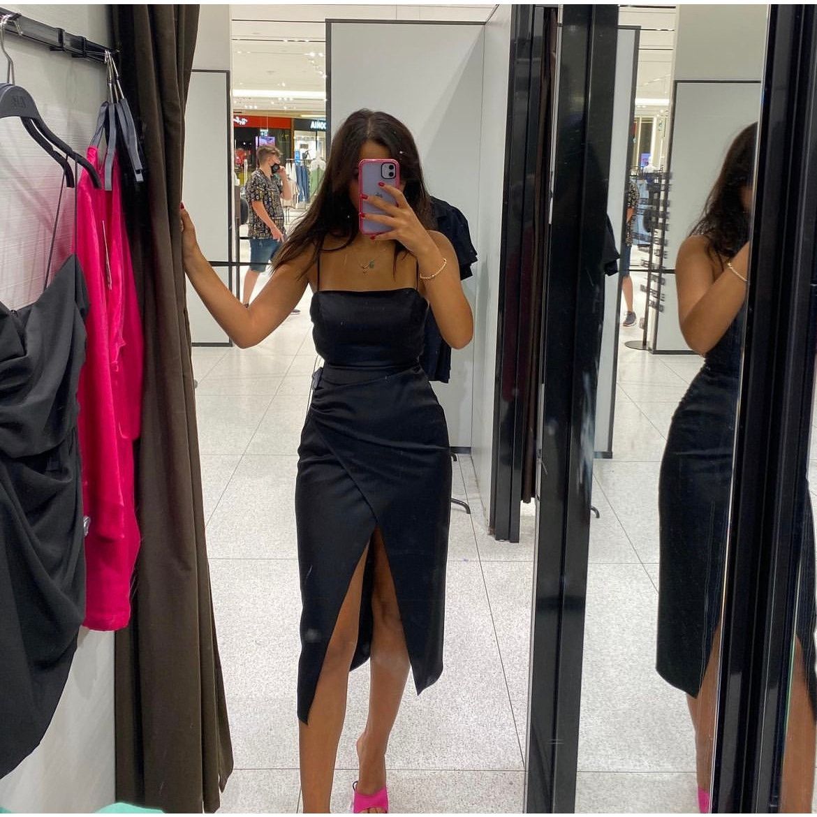 Zara ZARA BLOGGER FAVORITE SATIN EFFECT CUT OUT MIDI DRESS Size S / US 4 / IT 40 - 6 Thumbnail