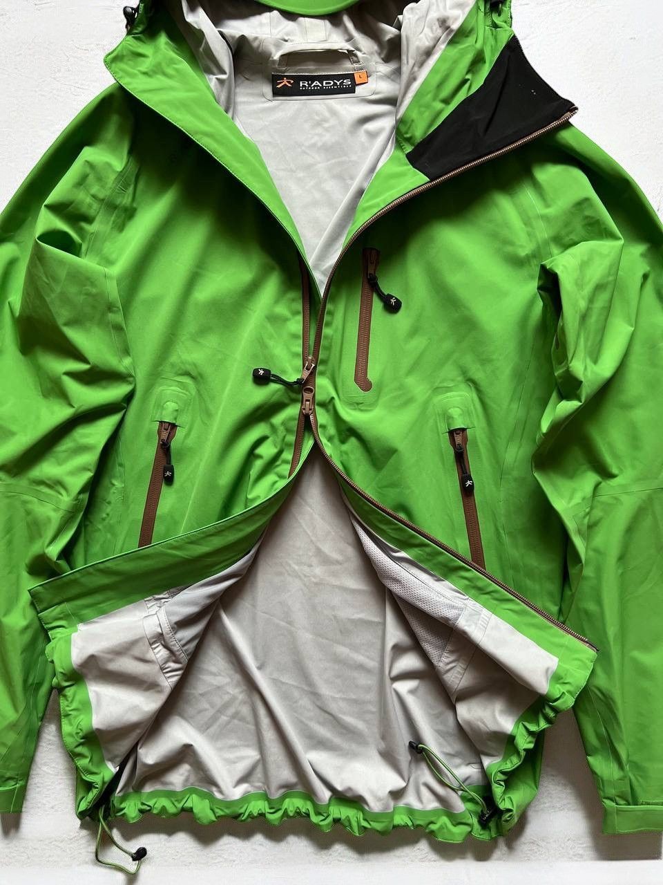Goretex × Patagonia R’ADYS WINDBREAKER WATERPROOF JACKET OUTDOOR GREEN SWISS Size US L / EU 52-54 / 3 - 3 Thumbnail