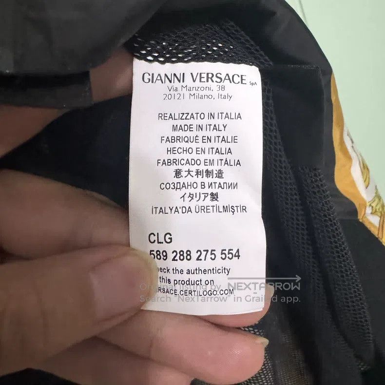 Versace Versace Classic black gold baroque print cotton jacket Size US M / EU 48-50 / 2 - 5 Thumbnail