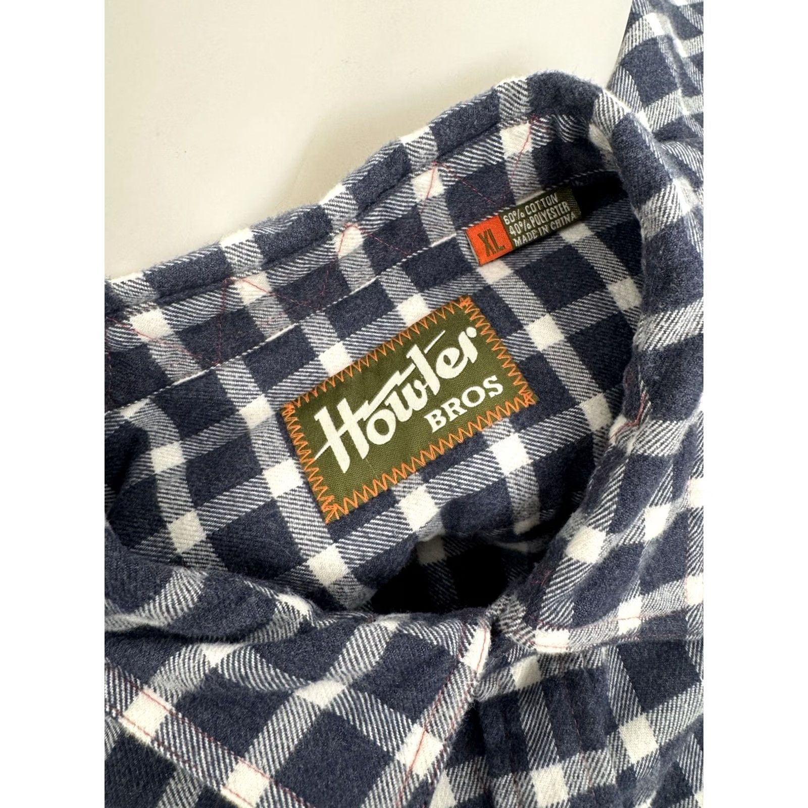 Howler Brothers HOWLER BROS Western Shirt Plaid Flannel XL Button-Up Long Sleeve Blues White Shoulder Patch Forearm Patch Mens XL Shirt Size US XL / EU 56 / 4 - 5 Thumbnail