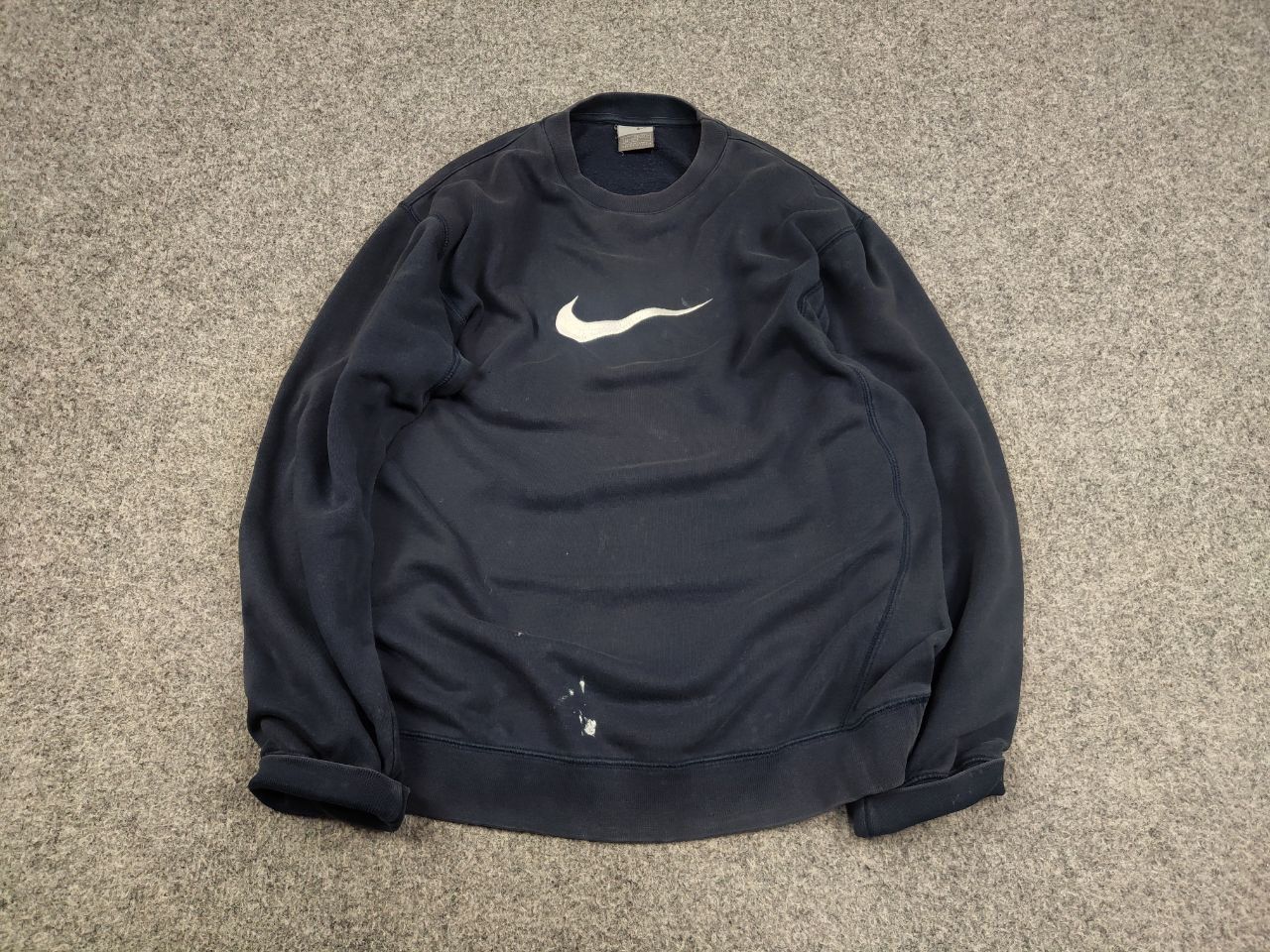 Nike Vintage 90's Nike center embroidered distressed Sweatshirt Size US S / EU 44-46 / 1 - 2 Thumbnail