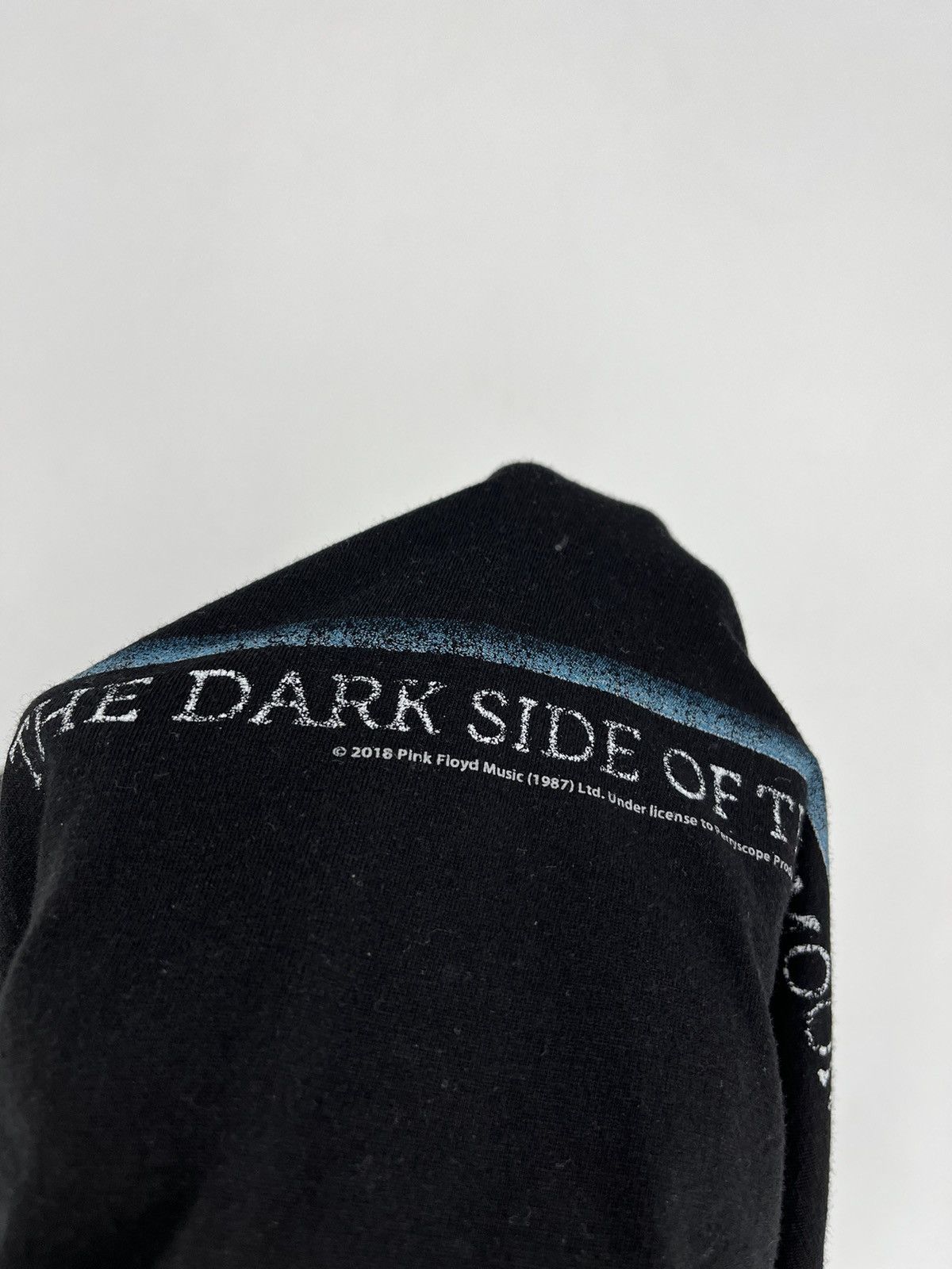 Pink Floyd × Vintage VINTAGE Y2k Pink Floyd The Dark Side The Moon Size US XL / EU 56 / 4 - 8 Thumbnail