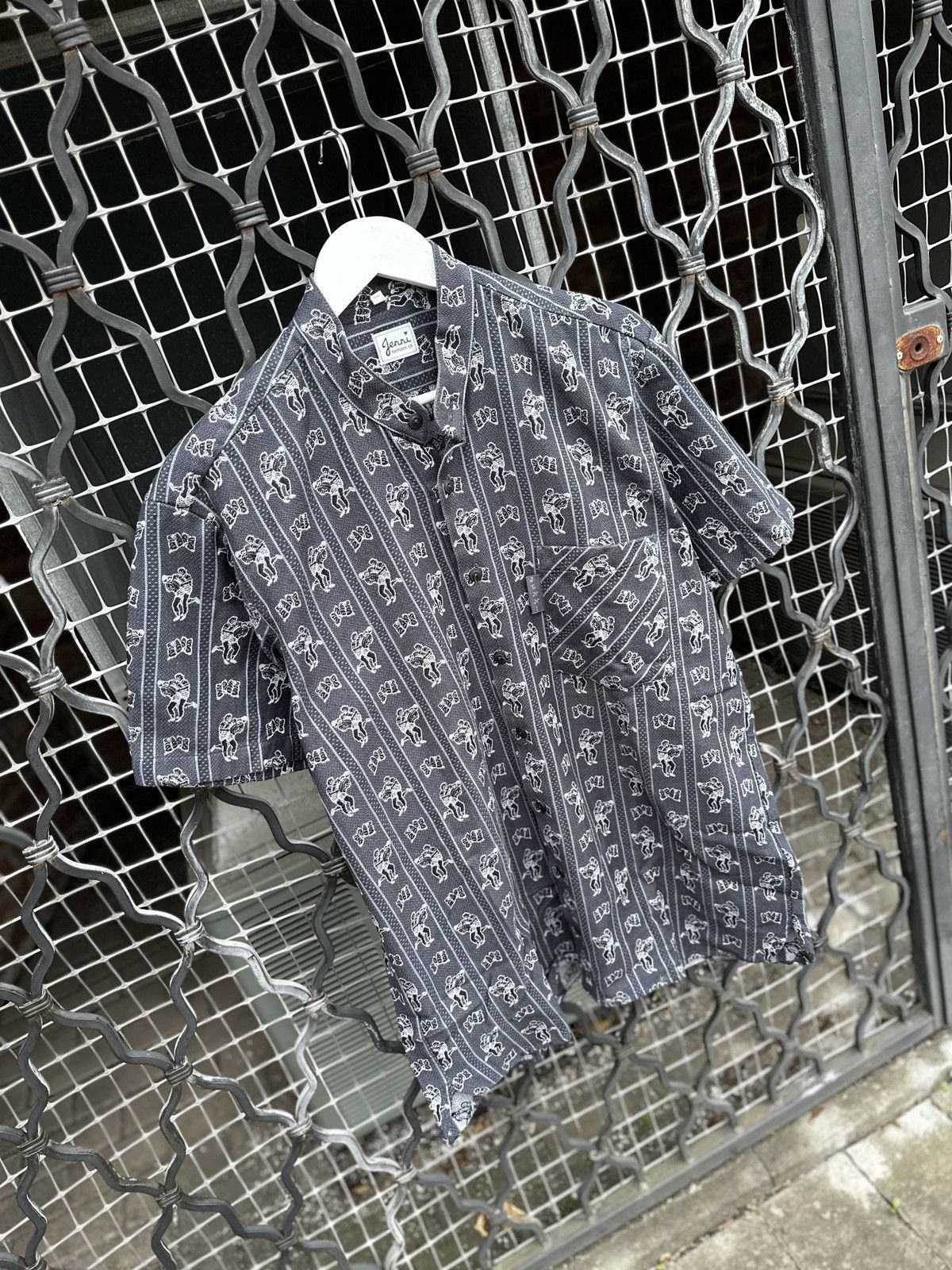 Vintage Vintage 90s Jenni Hand Made Hawaiian shirt Wrestling y2k og Size US M / EU 48-50 / 2 - 12 Thumbnail