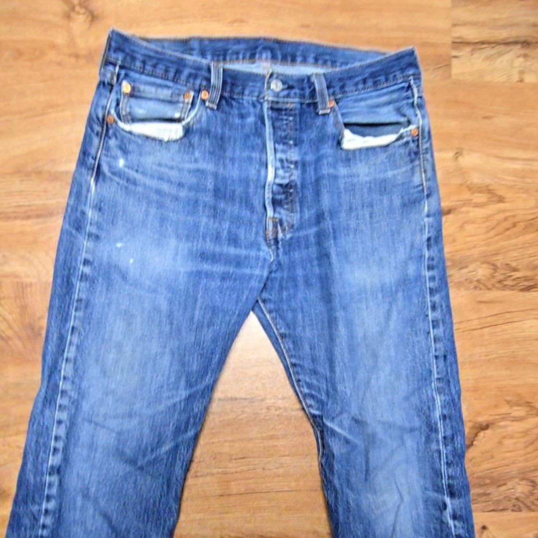 Levi's Levi's 501 Jeans Button Fly Faded Blue Denim 34x34 Size US 34 / EU 50 - 3 Thumbnail