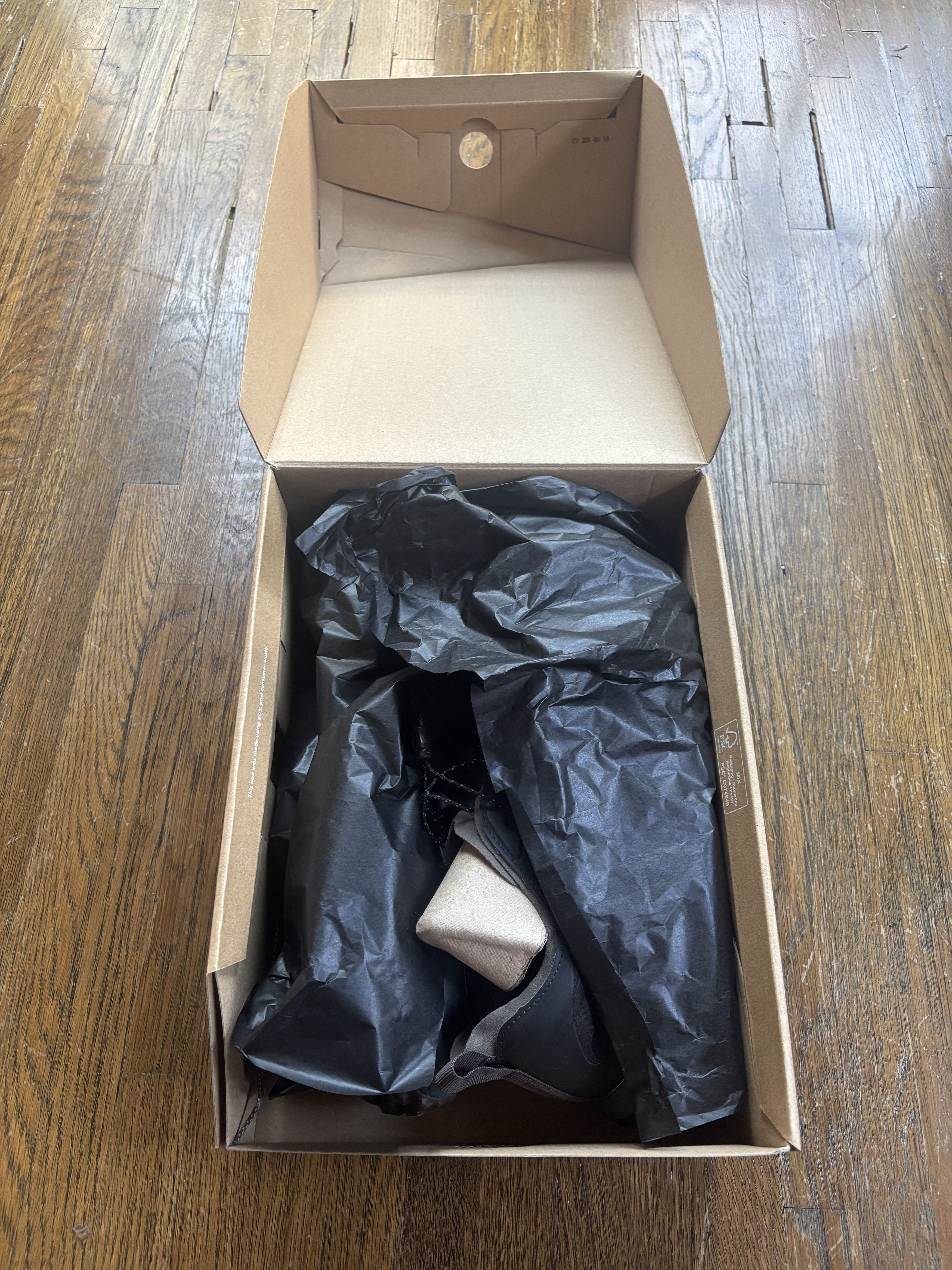 Hoka × Satisfy Hoka One One Satisfy x Mafate Speed 4 Lite Coffee Size US 12 / EU 45 - 7 Thumbnail
