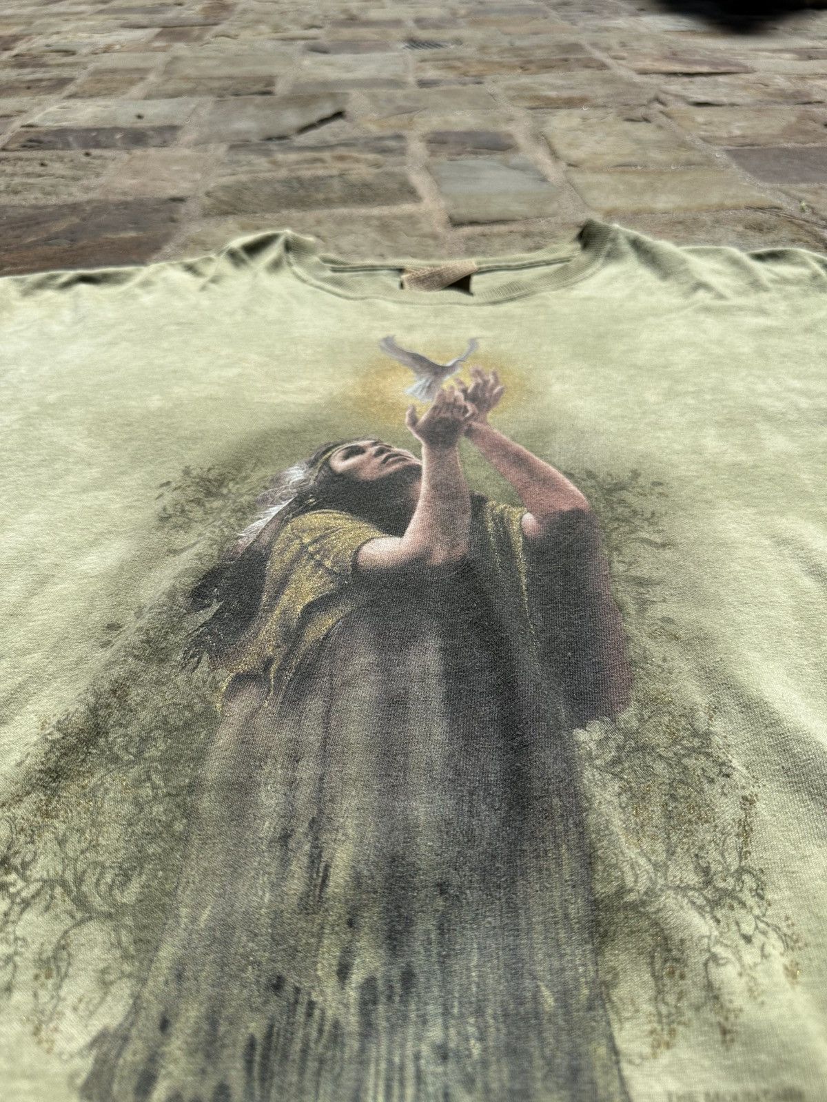 The Mountain Rare Native / Mother Nature The Mountain Tee size XL Size US XL / EU 56 / 4 - 2 Thumbnail