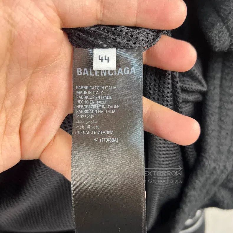 Balenciaga Balenciaga Letter Logo Embroidered Fleece Stand Collar Lon Size US S / EU 44-46 / 1 - 5 Thumbnail