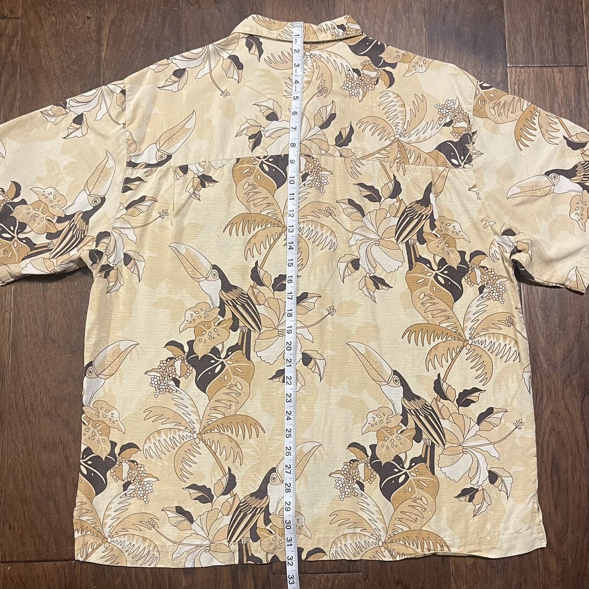 Silk Laundry Vintage Bermuda Bay Hawaiian Silk Camp Shirt Size US XL / EU 56 / 4 - 9 Thumbnail