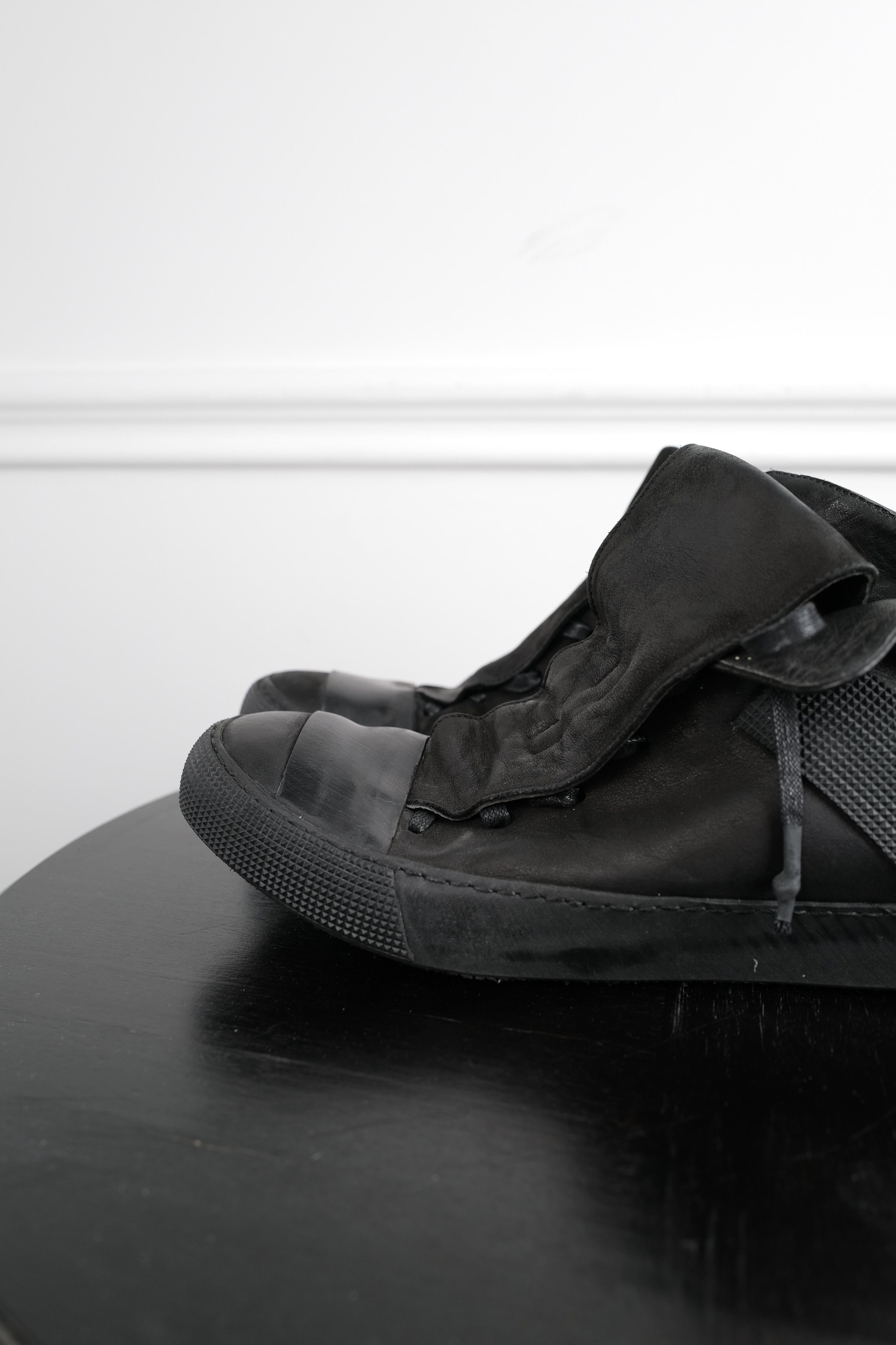 Individual Sentiments HI-TOP SHOES HANDCRAFTED Size US 8 / IT 38 - 8 Thumbnail