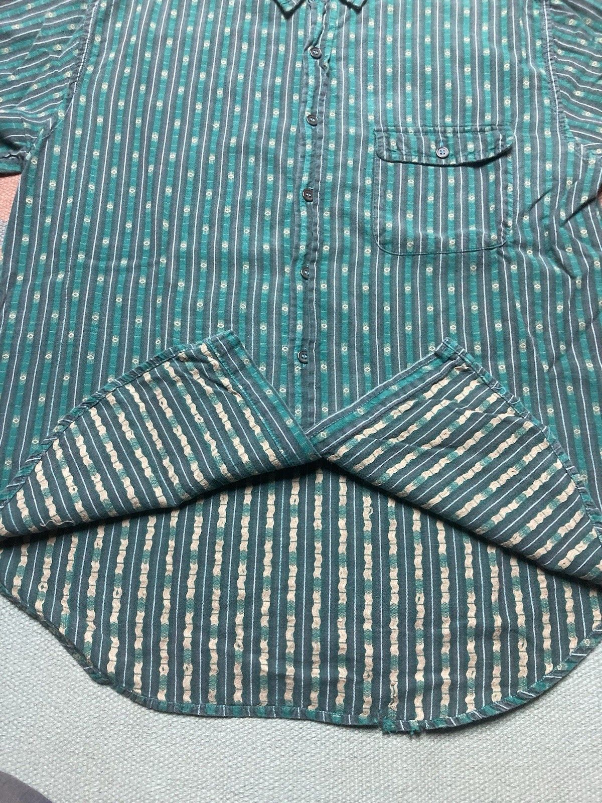 Vintage Vintage 80s button shirt aztec striped green men’s medium Size US M / EU 48-50 / 2 - 3 Thumbnail