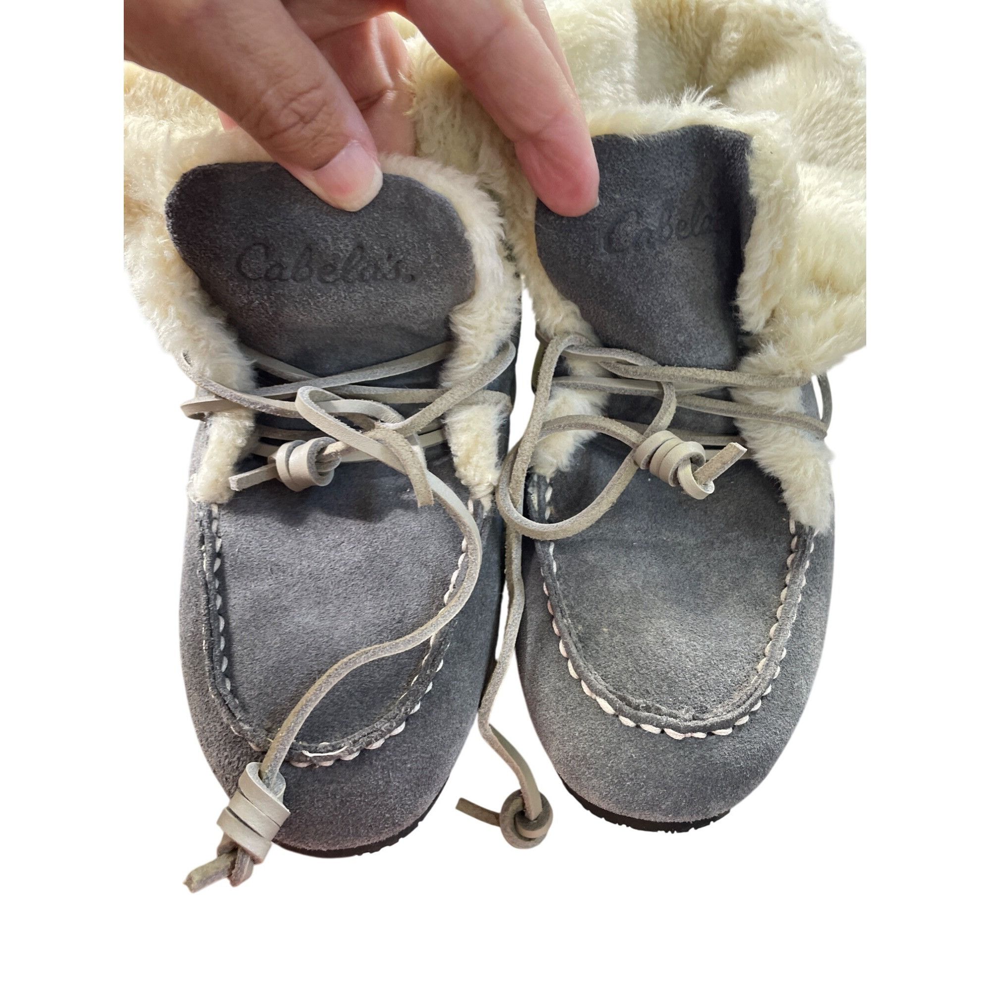 Cabelas Cabelas Womens Gray Suede Fur-Lined Ankle Bootie Shoes Size Size US 7 / IT 37 - 9 Thumbnail