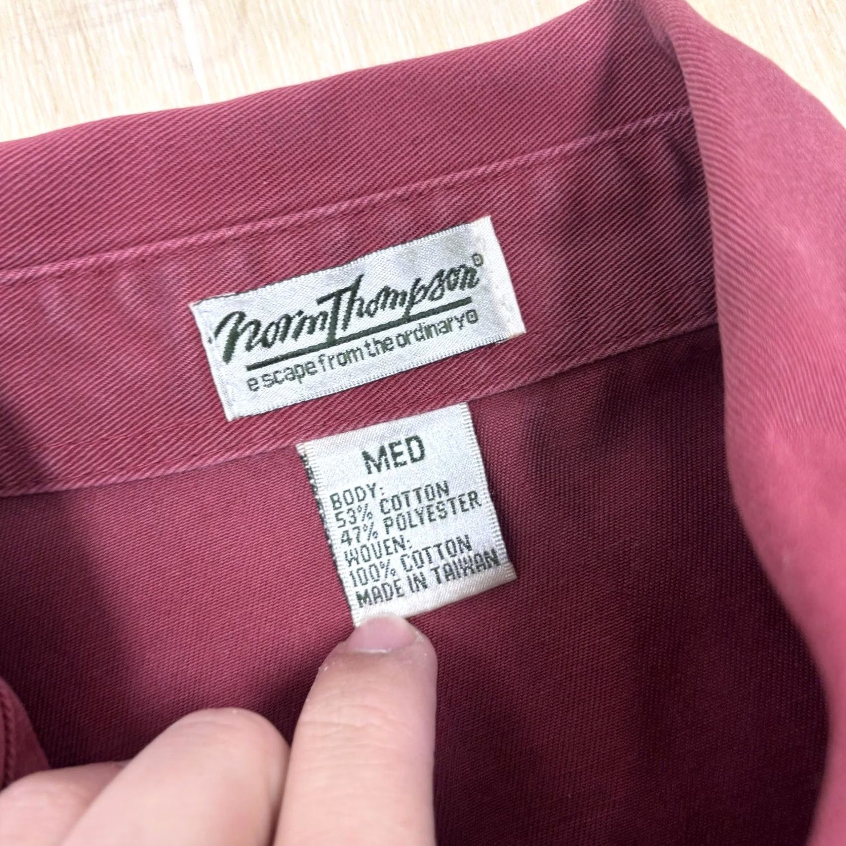 Jim Thompson VINTAGE Norm Thompson Polo Shirt Mens M Red Knit Short Sleeve Double Pocket Polo Size US M / EU 48-50 / 2 - 3 Thumbnail