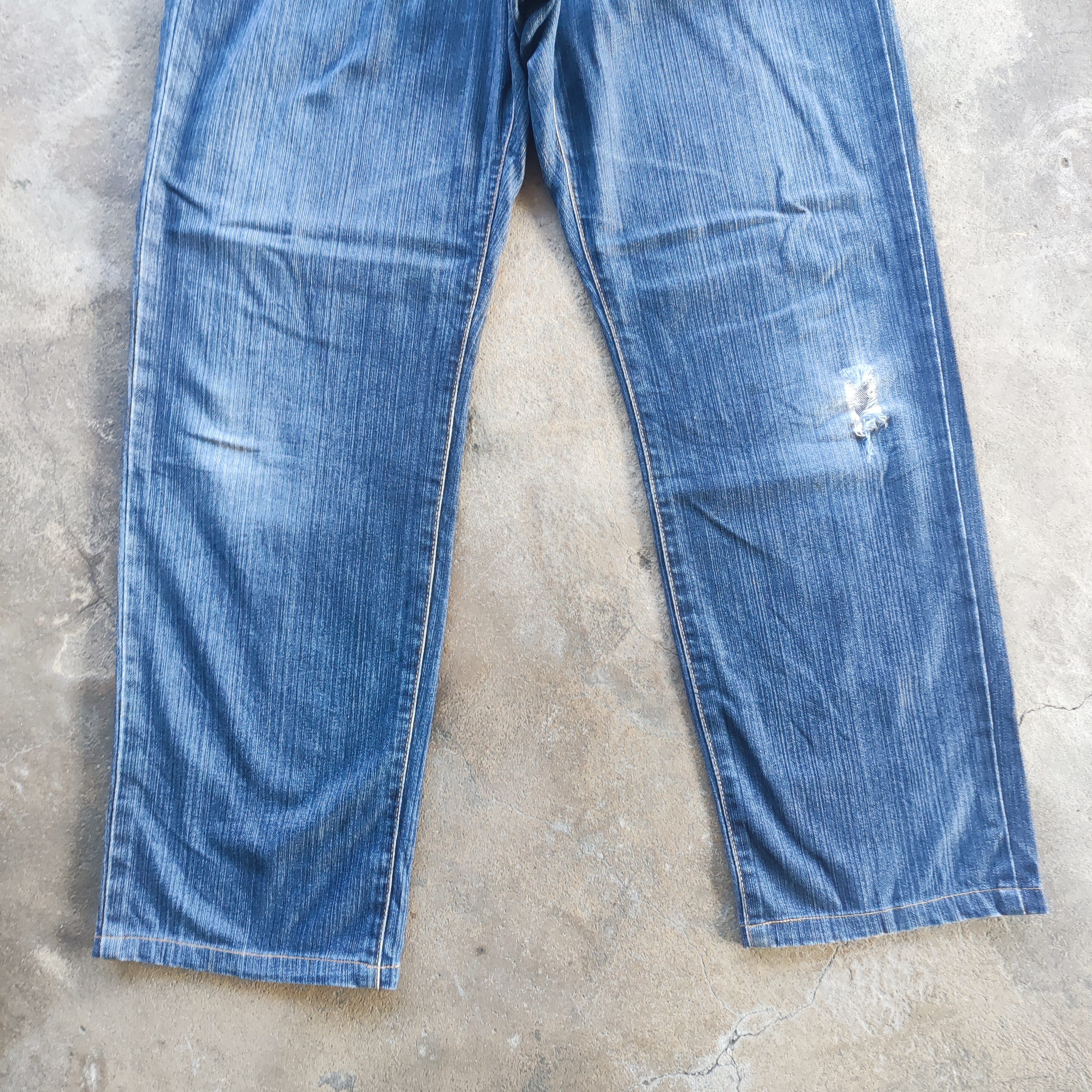 Edwin Vintage Edwin Brand Buggy Jeans Distressed Ripped Pants Size US 30 / EU 46 - 4 Thumbnail