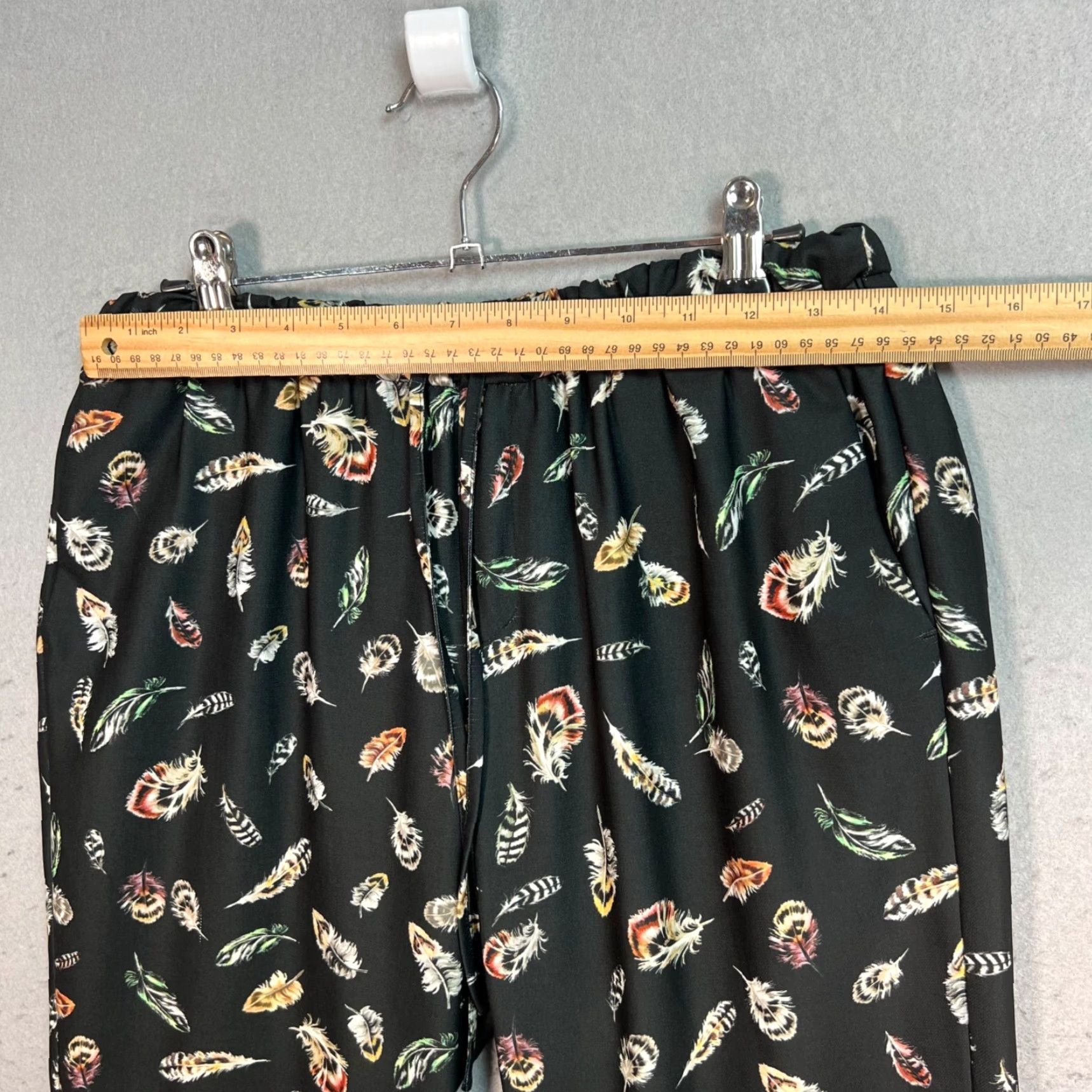 The Kooples VINTAGE The Kooples Womens Black Feather Print Polyester Pants Size Small Drawstring Womens Size 28" / US 6 / IT 42 - 5 Thumbnail