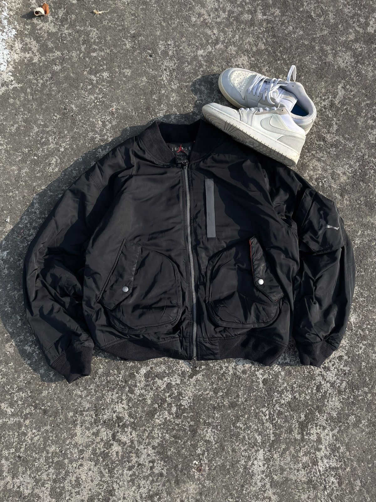 Jordan Brand JORDAN BOMBER Size US M / EU 48-50 / 2 - 3 Thumbnail