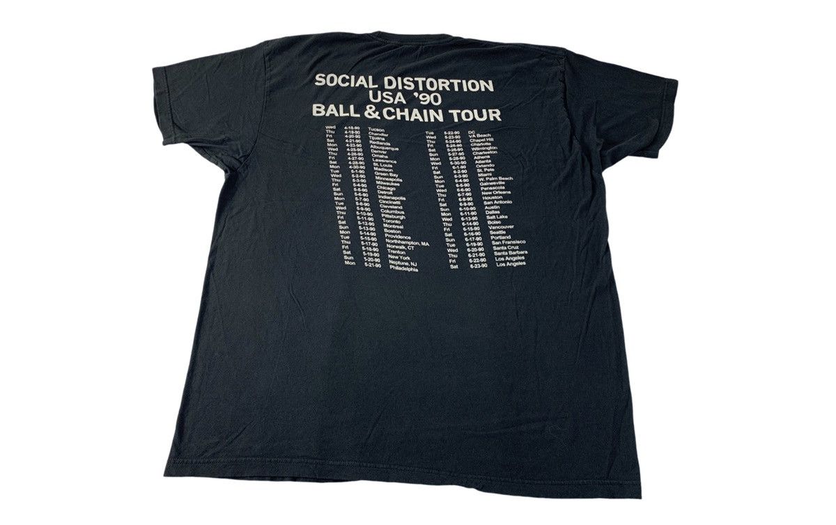 Band Tees Social Distortion USA Ball & Chain Tour 1990 Big Logo Tee Size US XXL / EU 58 / 5 - 2 Thumbnail