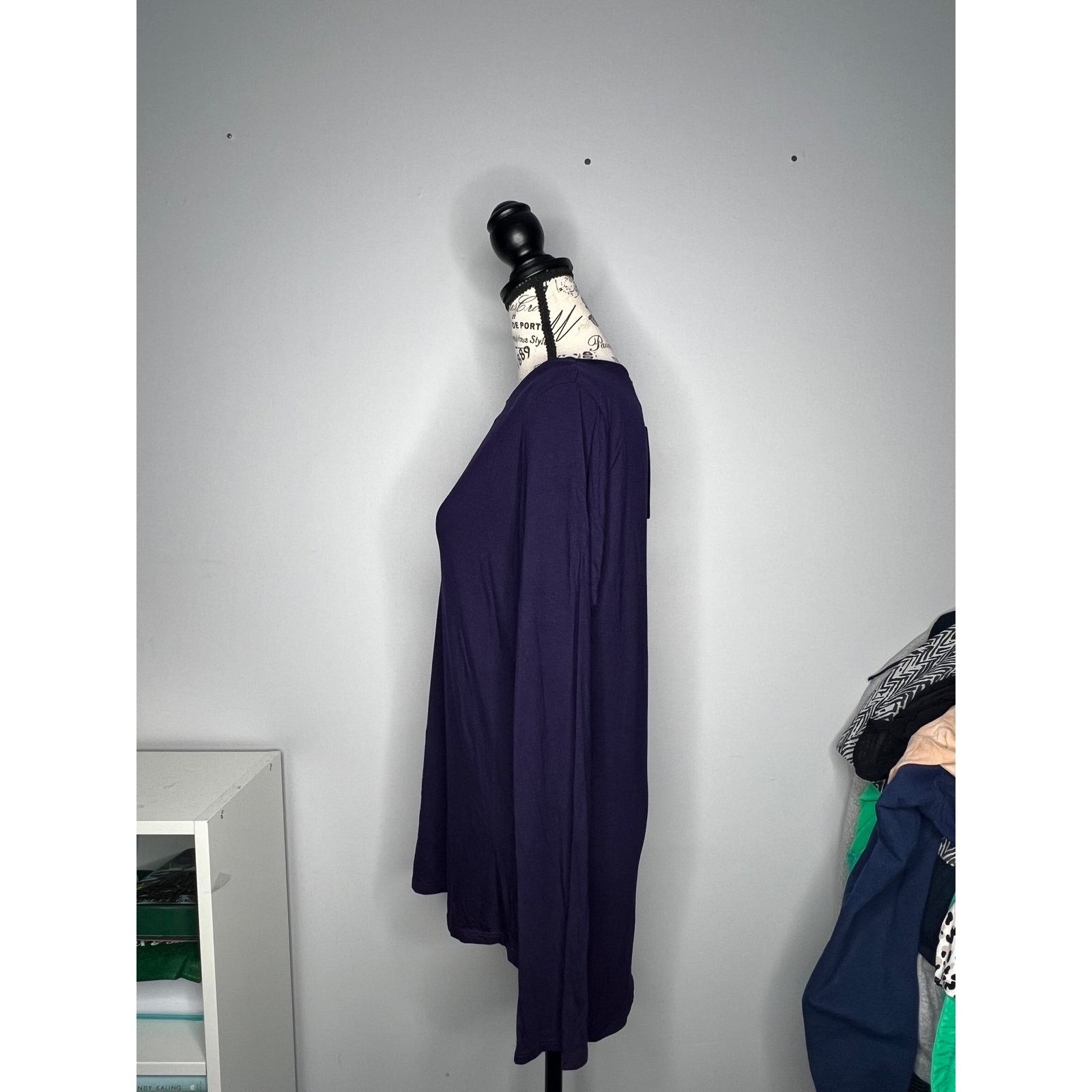 Other Knit Top Purple Long Sleeve Rounded Hem Keyhole Front Back Size M / US 6-8 / IT 42-44 - 12 Thumbnail